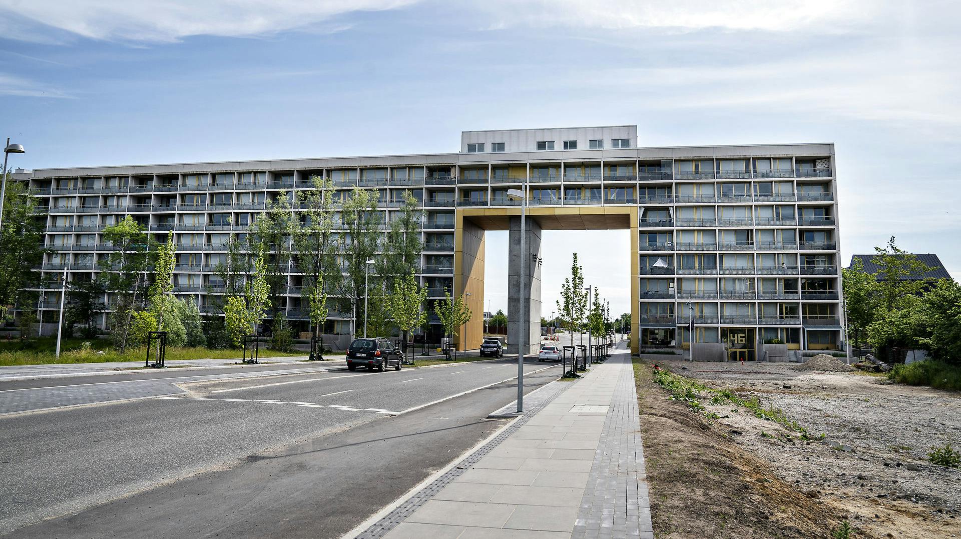 Ahmed Akl er blevet idømt 8 års fængsel for at have affyret adskillige skud på en travl hovedvej i Aarhus. Straffen blev skærpet, da han på gerningstidspunktet var en del af Brabrandgruppen.