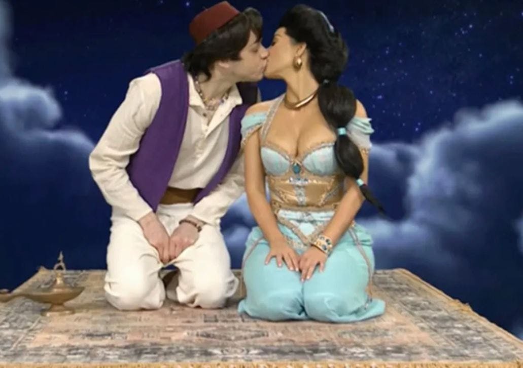 Pete Davidson og Kim Kardashian mødte hinanden under indspilningerne til et afsnit af "Saturday Night Live".
