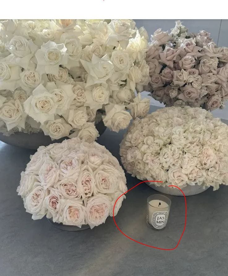 Kunne Kims fødselsdagsblomster mon være fra Pete Davidson?