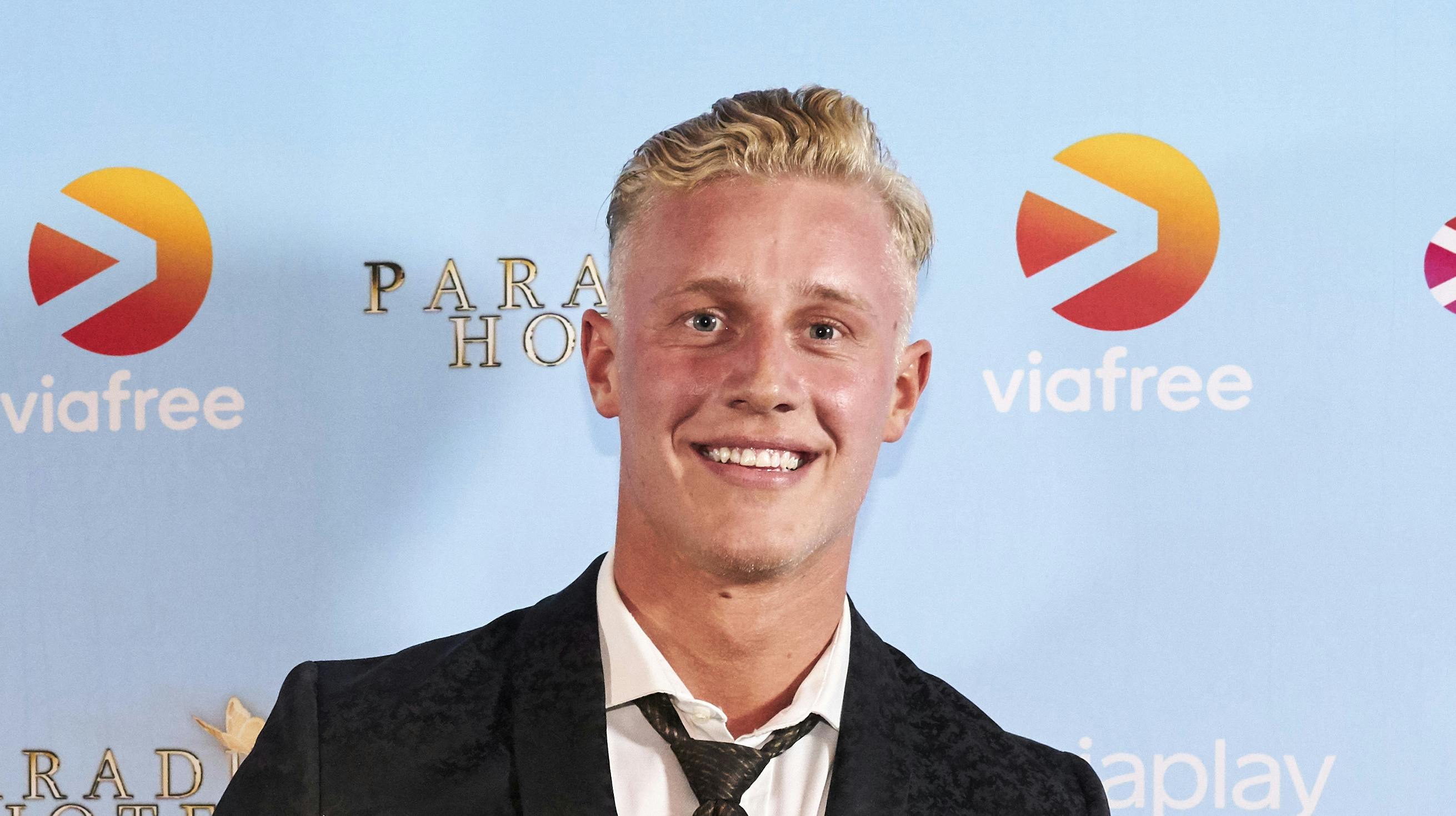 Nu kan du igen glæde dig til at se Oliver på skærmen, når den nye sæson af "Ex on the beach" har premiere. nbsp;