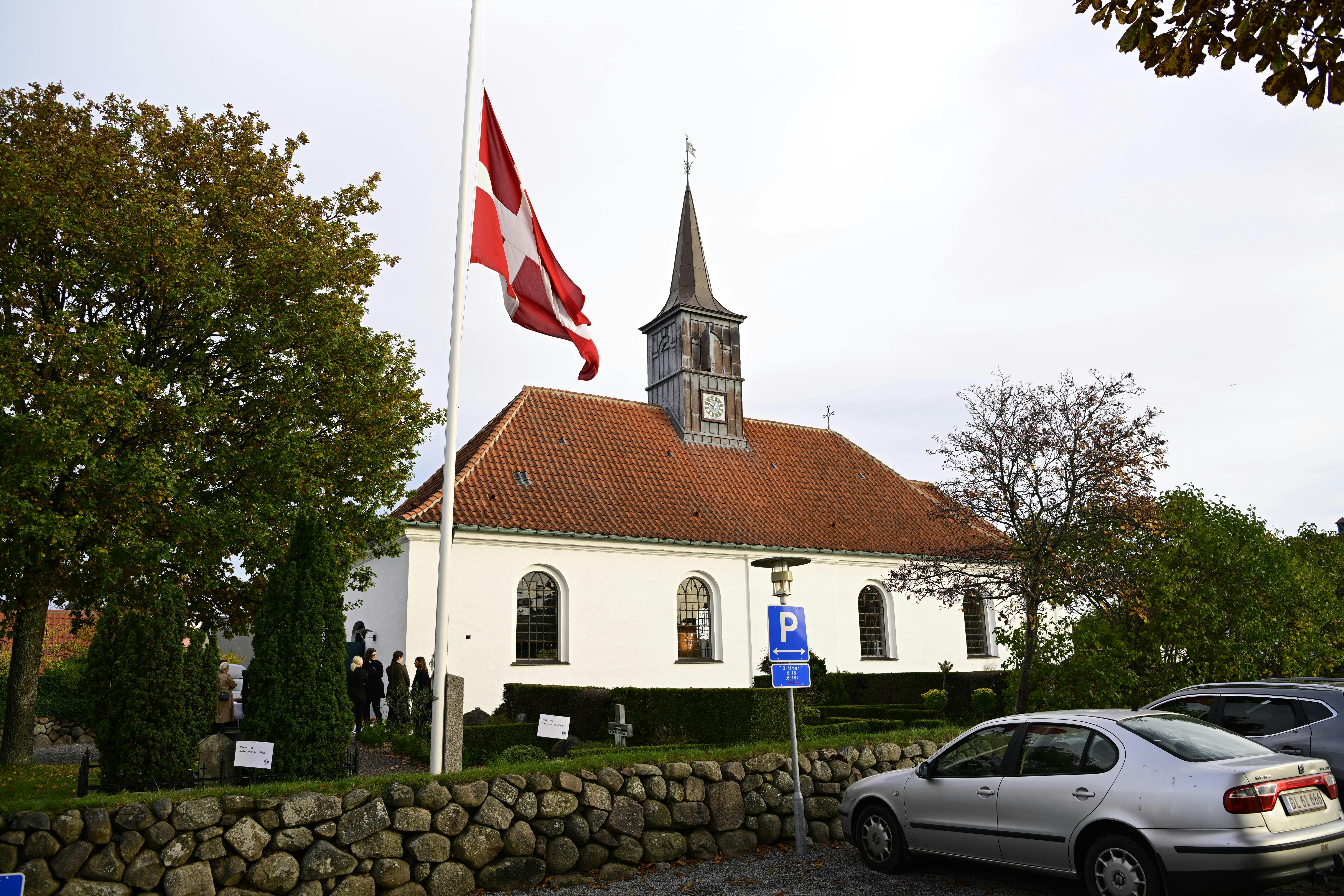 Hornbæk kirke hvor Ilse Jacobsens begravelse finder sted.
