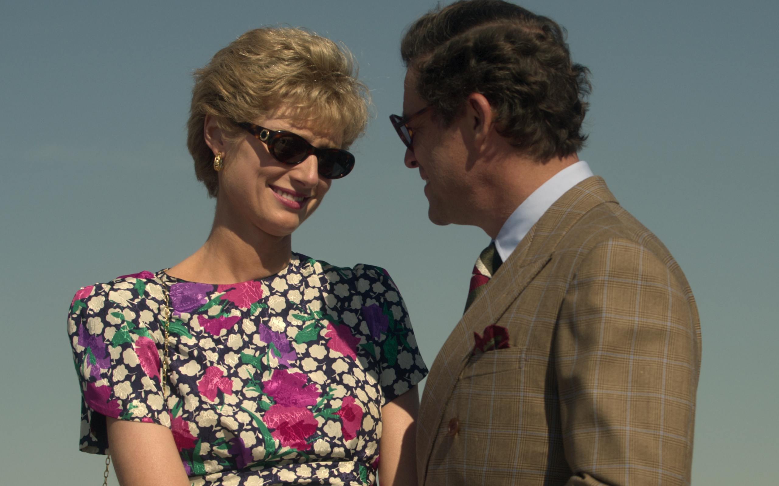 Elizabeth Debicki og Dominic West spiller rollerne som prinsesse Diana og prins Charles i "The Crown".