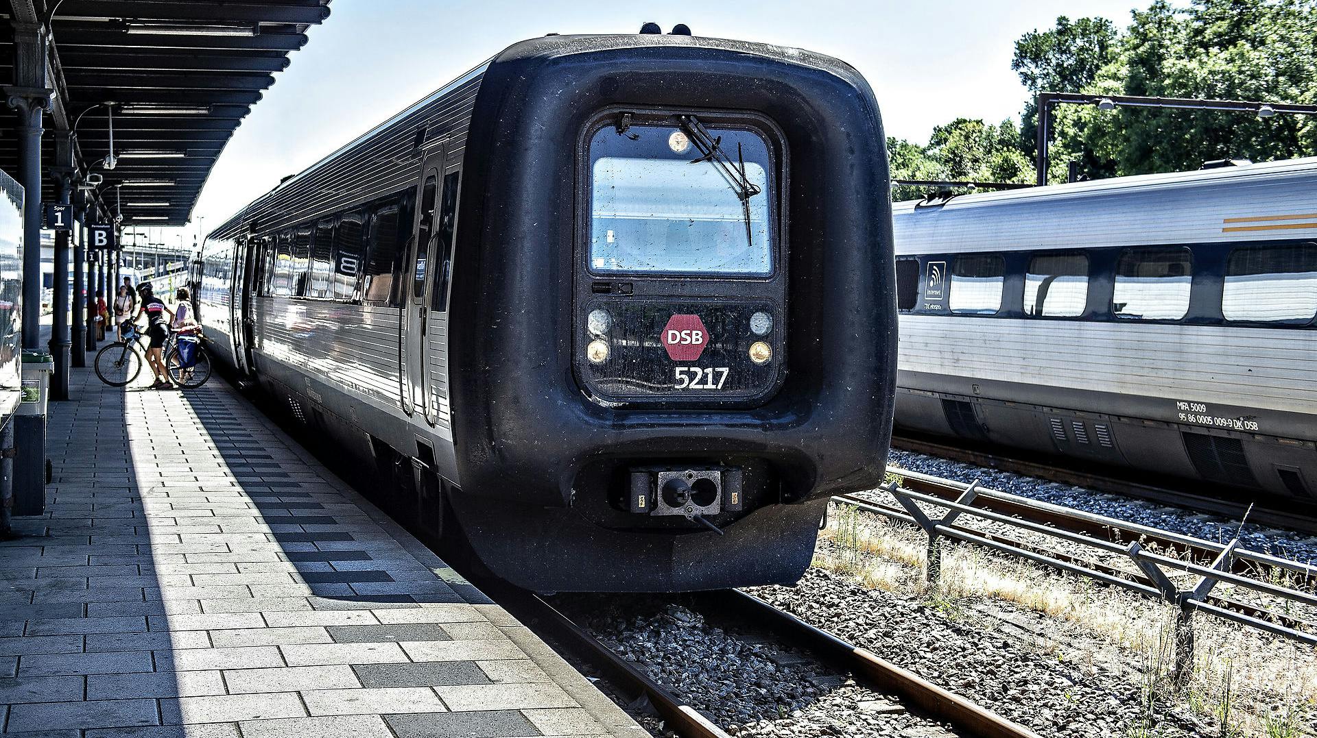 Der er mange togaflysninger i Jylland tirsdag morgen. 