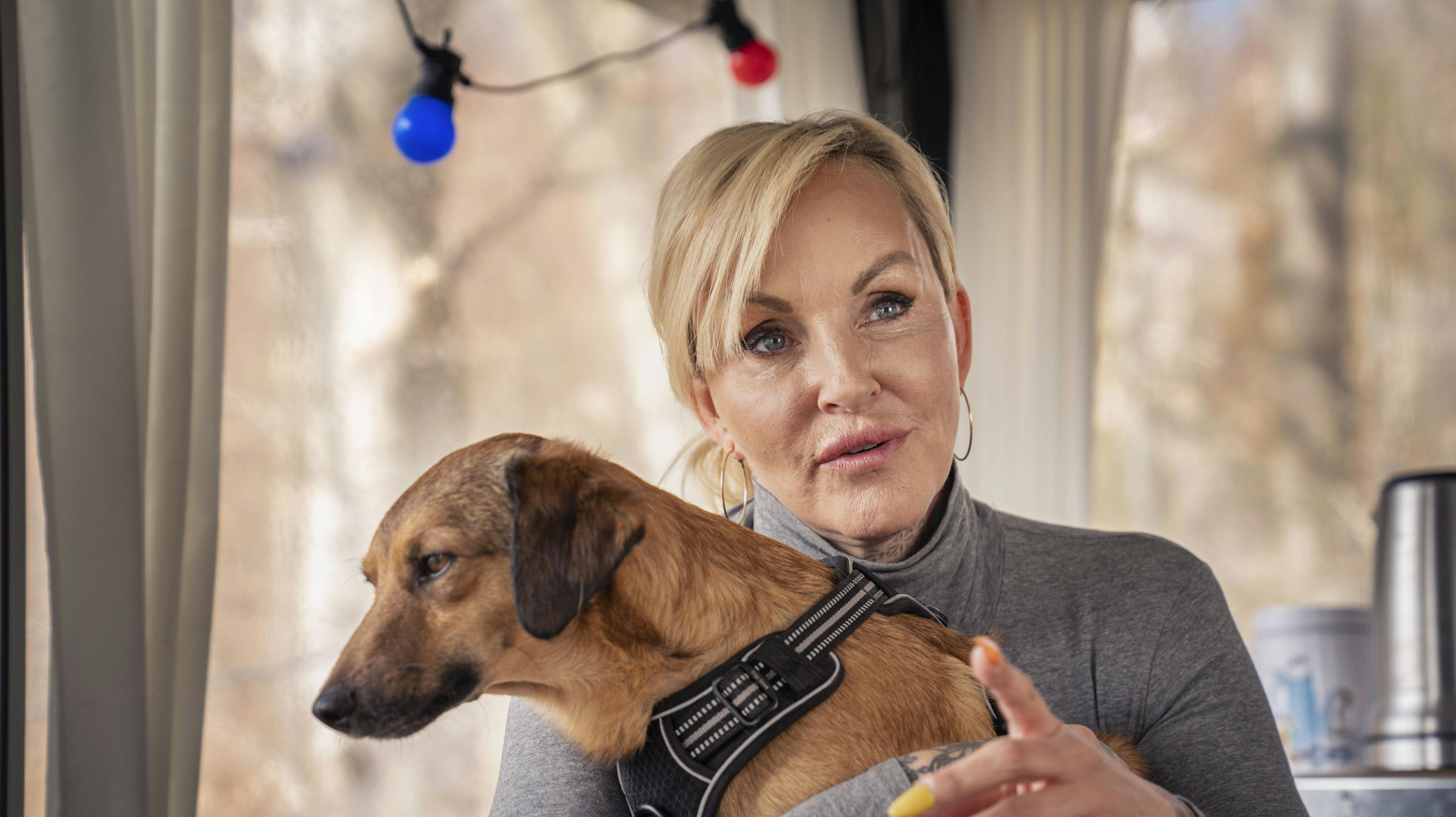 Linse Kessler er glad for dyr og specielt hunde. Det er også primært menneskets firbenede bedste, hun skal ned og hjælpe.