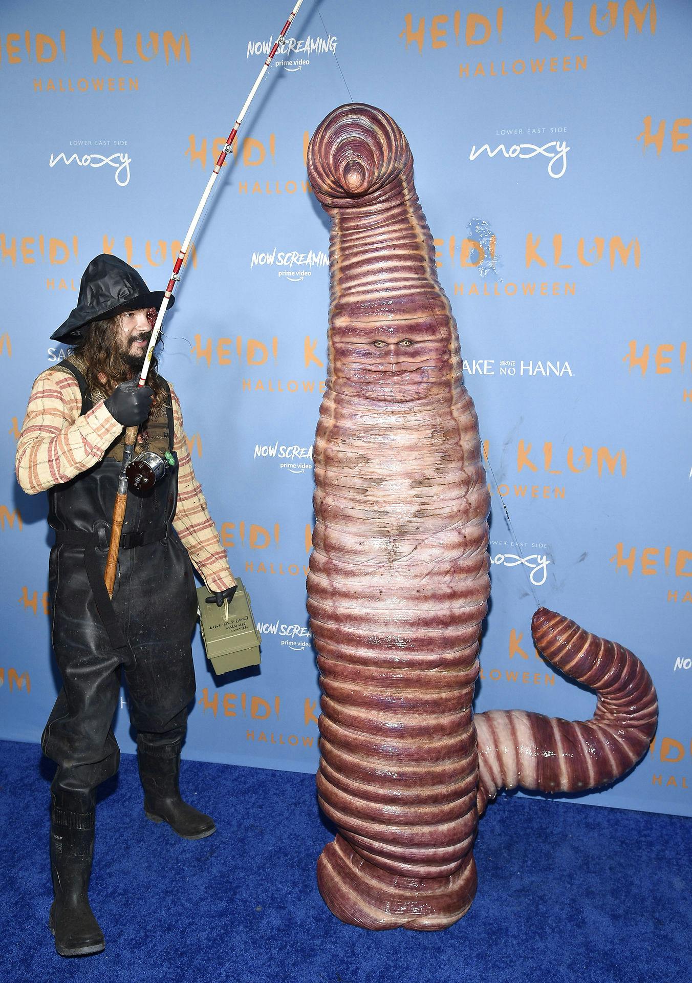 Senest - i 2022 efter flere års aflysninger på grund af corona - var Heidi Klum forvandlet til orm. Her ses hun med sin ægtemand Tom Kaulitz, der meget passende var fisker.