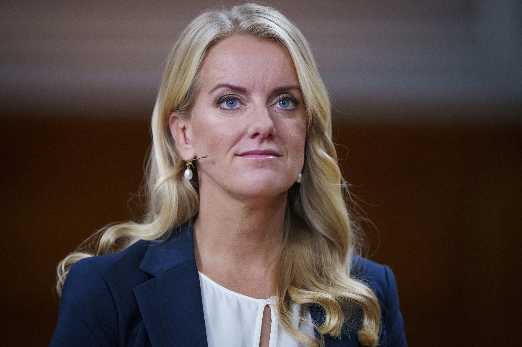 Nok er Nye Borgerliges øverstkommanderende kommet af med manden, men efternavnet har hun beholdt. 