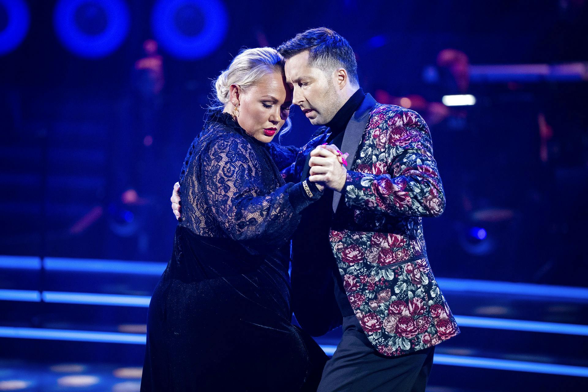 Den argentinske tango blev den sidste dans for Cecilie Schmeichel og Damian Czarnecki, der måtte forlade "Vild med dans" lige før finalen. 