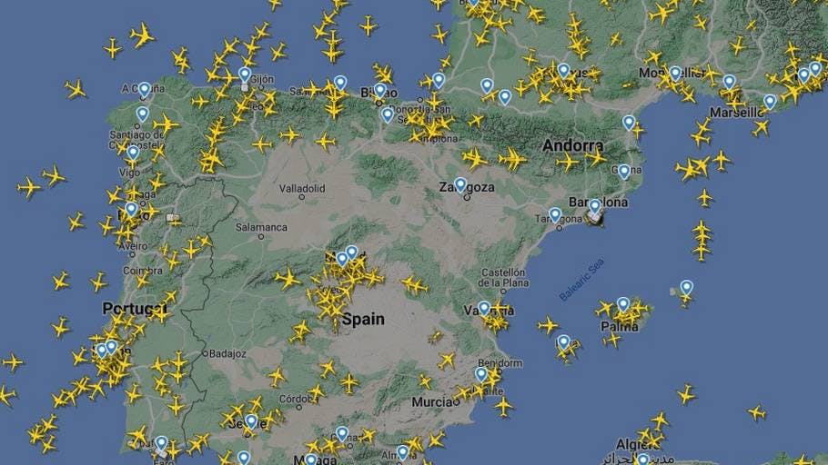 Fly over områder i Spanien blev fredag formiddag omdirigeret.
