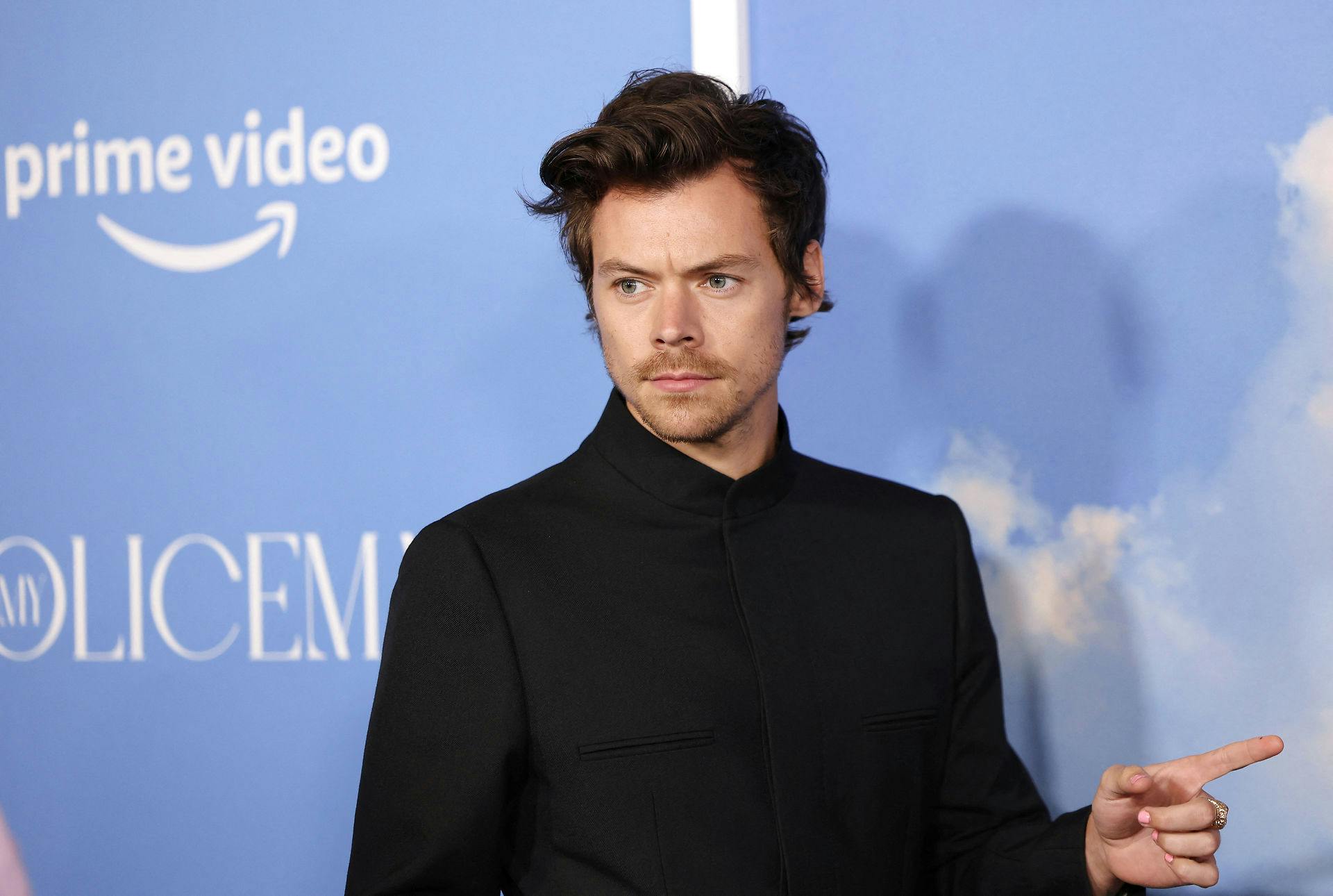 Harry Styles er knus over at være tvunget til at aflyse tre koncerter.