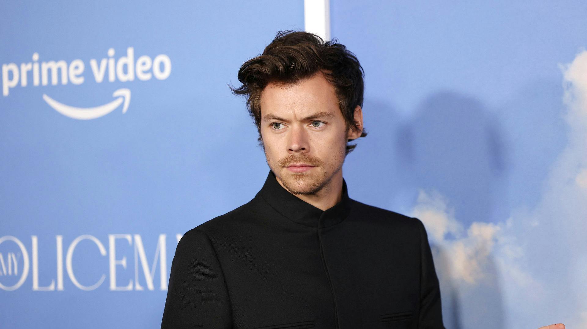 Harry Styles er knus over at være tvunget til at aflyse tre koncerter.
