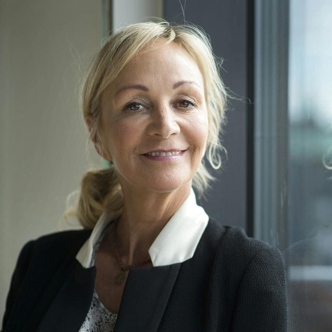 Charlotte Bircow blev søndag røvet, da hun var ude og gå tur med sin kæreste.