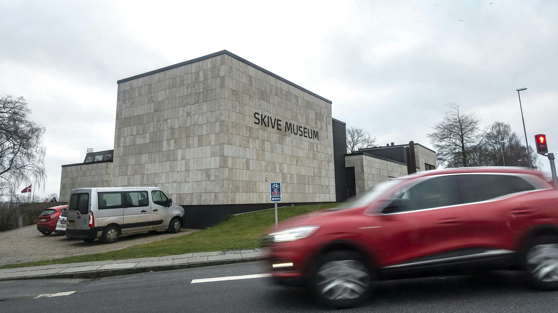 Det er ikke muligt at komme på Skive Museum over vinteren. De lukker nemlig frem til 1. april.