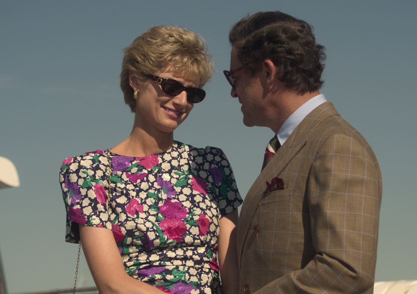Elizabeth Debicki og Dominic West som Diana og prins Charles.