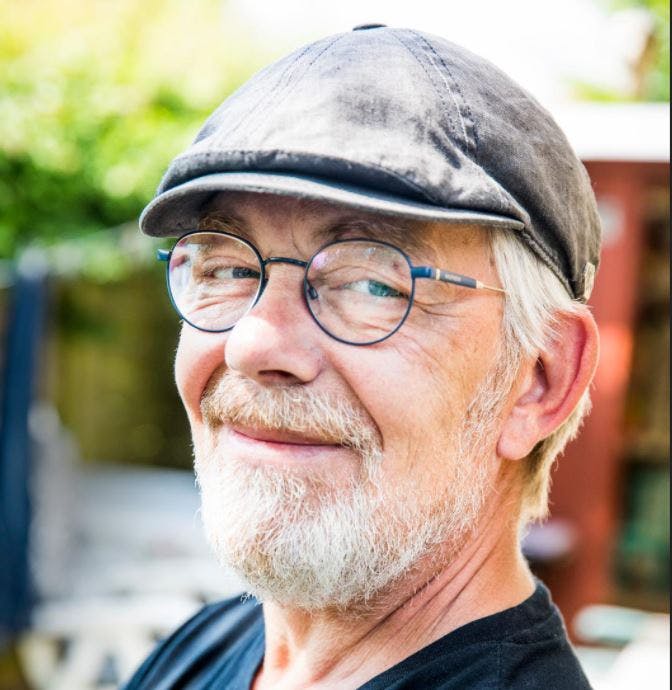 Jes Holtsø deler gerne sine erfaringer med Jan Linnebjerg.