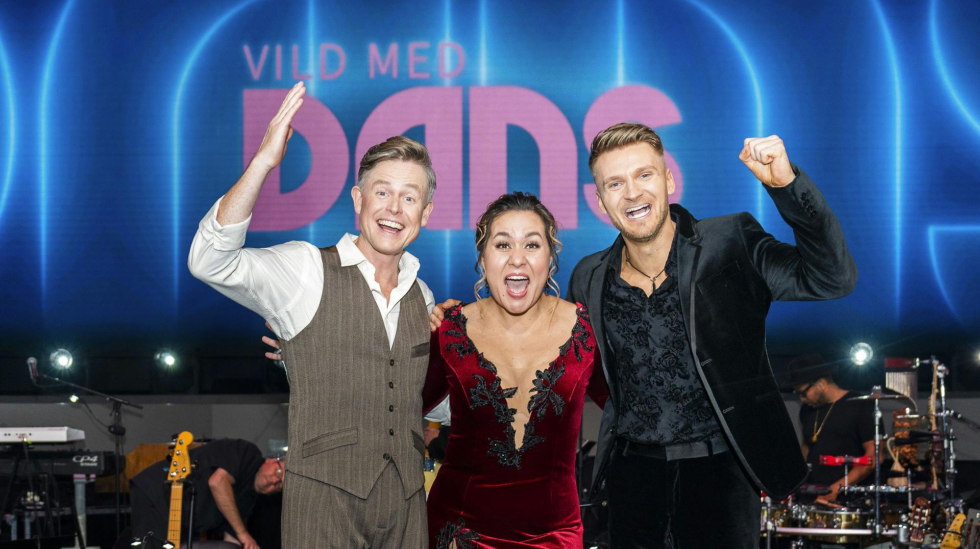 I aften finder vi ud af, om Casper Phillipson, Natasha Brock eller Daniel Wagner vinder "Vild med dans".