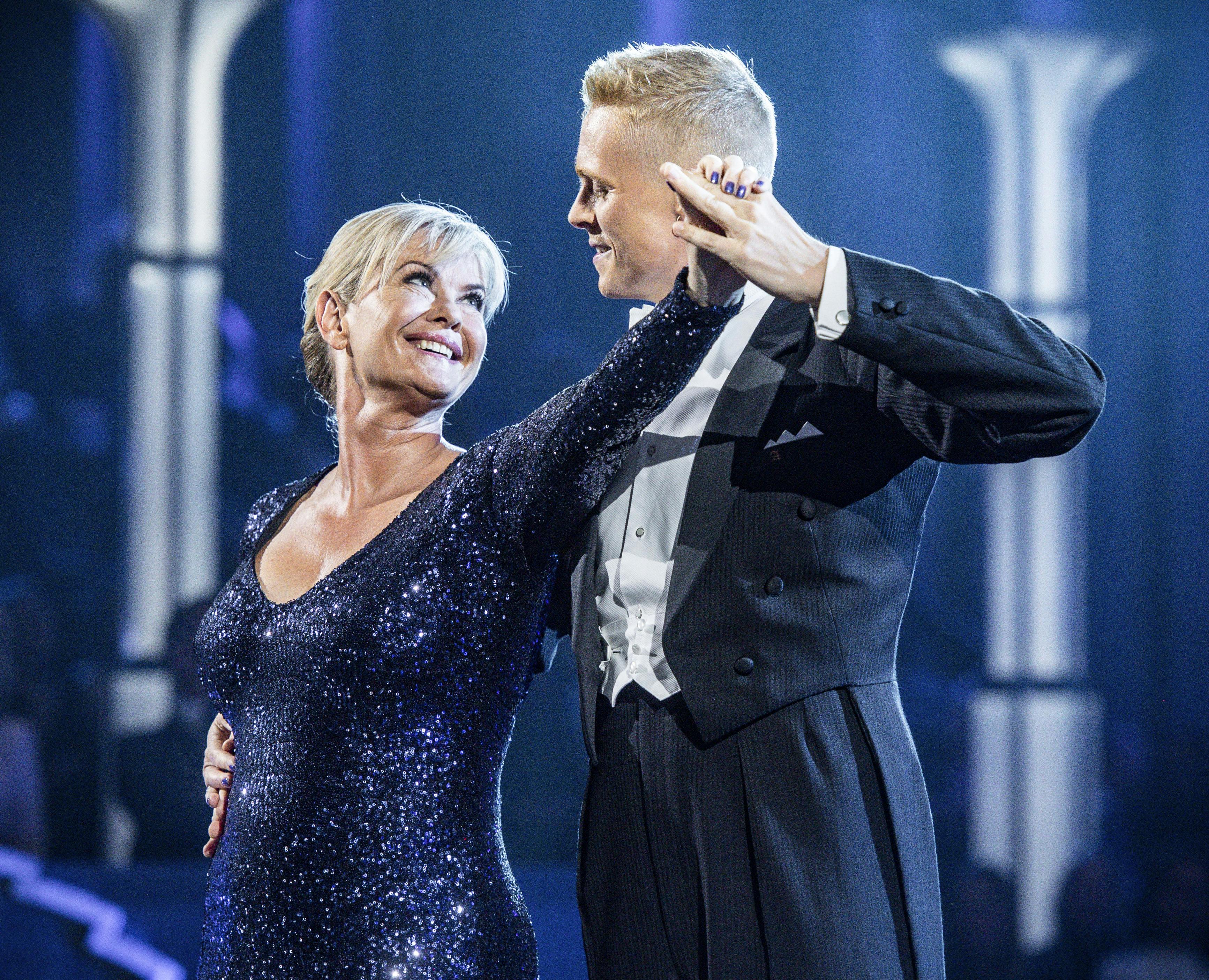 Frederik Nonnemann har haft stor succes som flere kendte nydanseres professionelle mentor i "Vild med dans". Her med iværksætter og "Løvens Hule"-stjerne Birgit Aaby i 2019. 