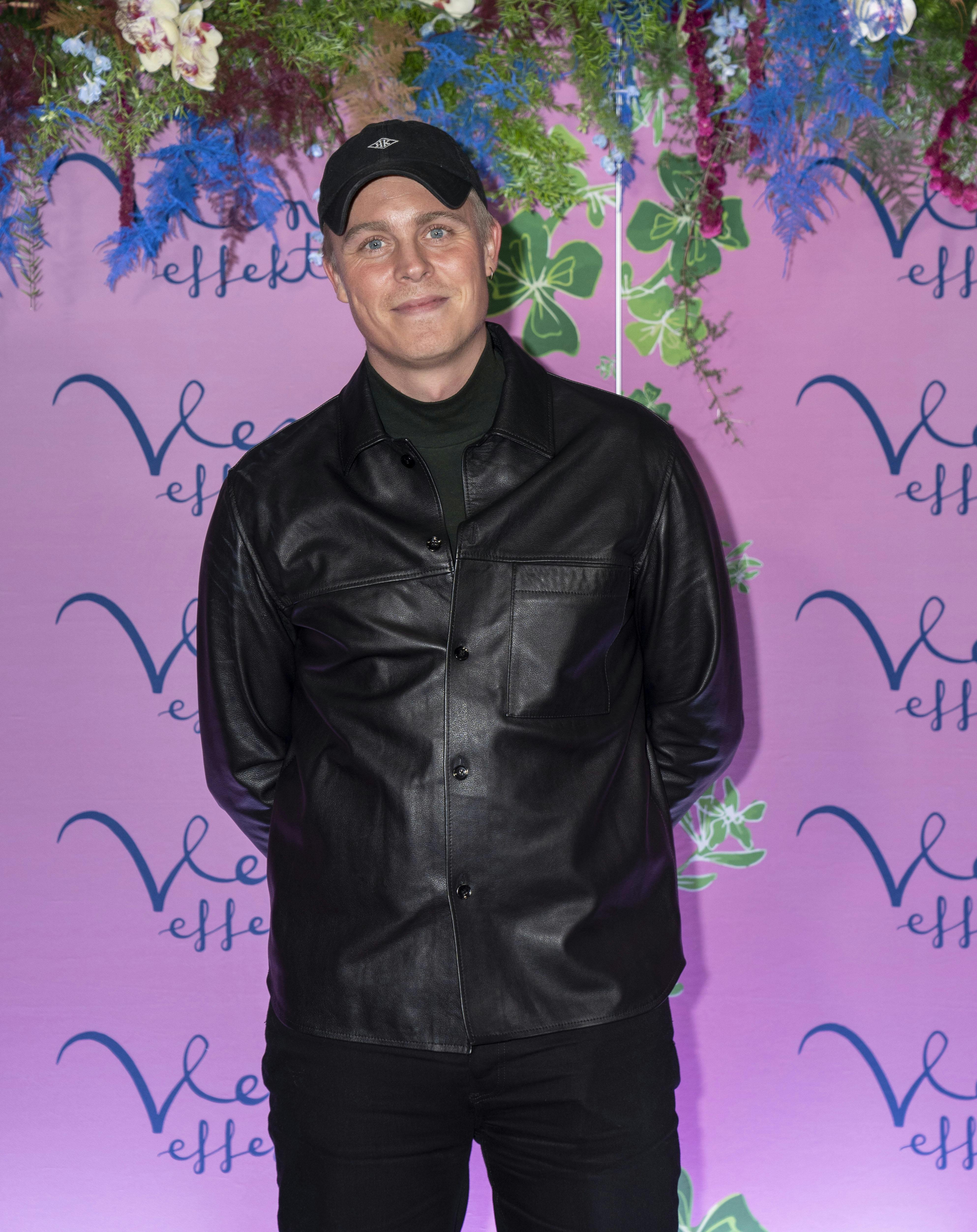 I dag er hjertet helet, og Frederik er lykkeligt forlovet med kæresten Mikkel Dahlstrøm 