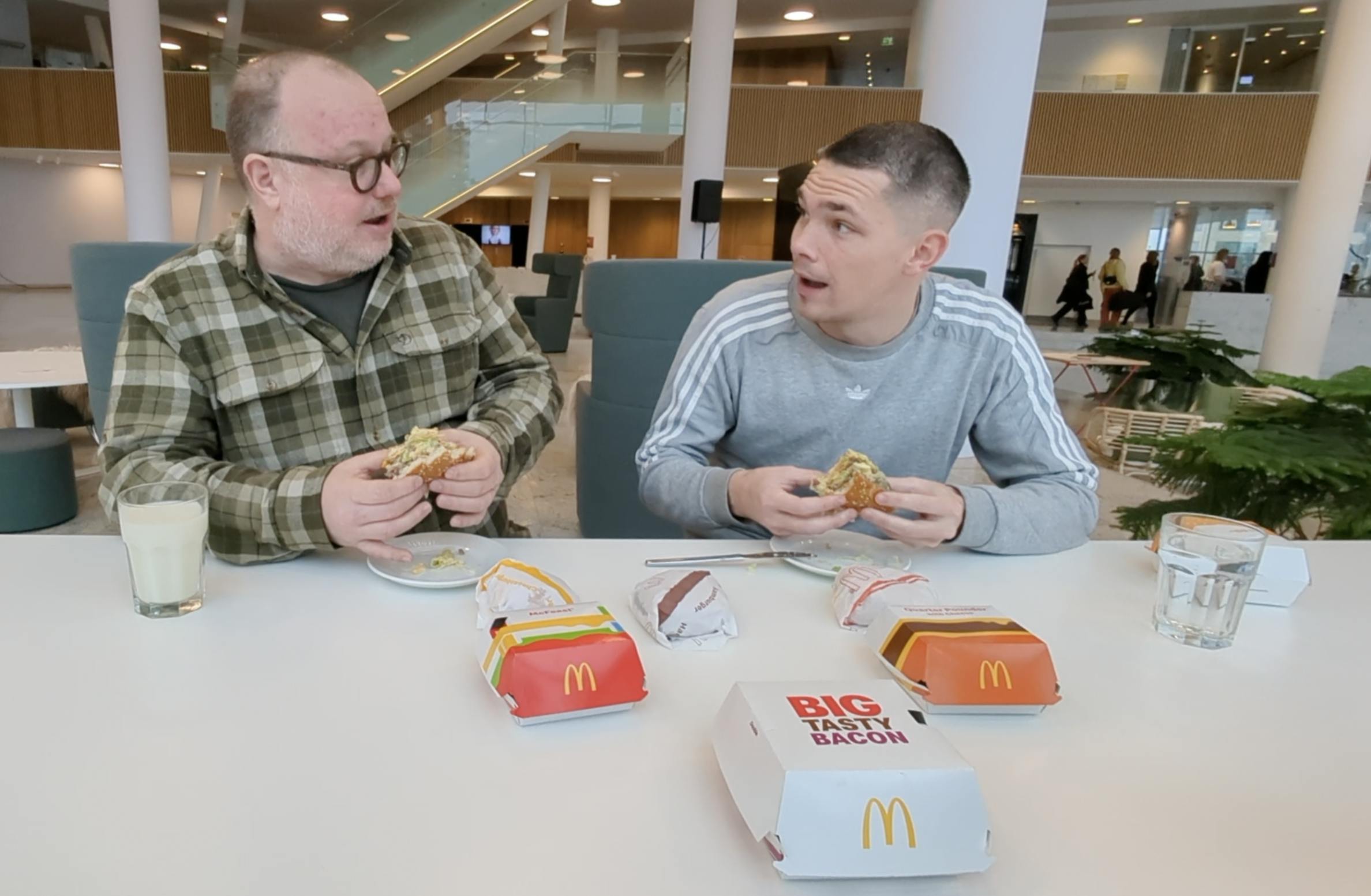 https://imgix.seoghoer.dk/2022-11-15/big-mac.png