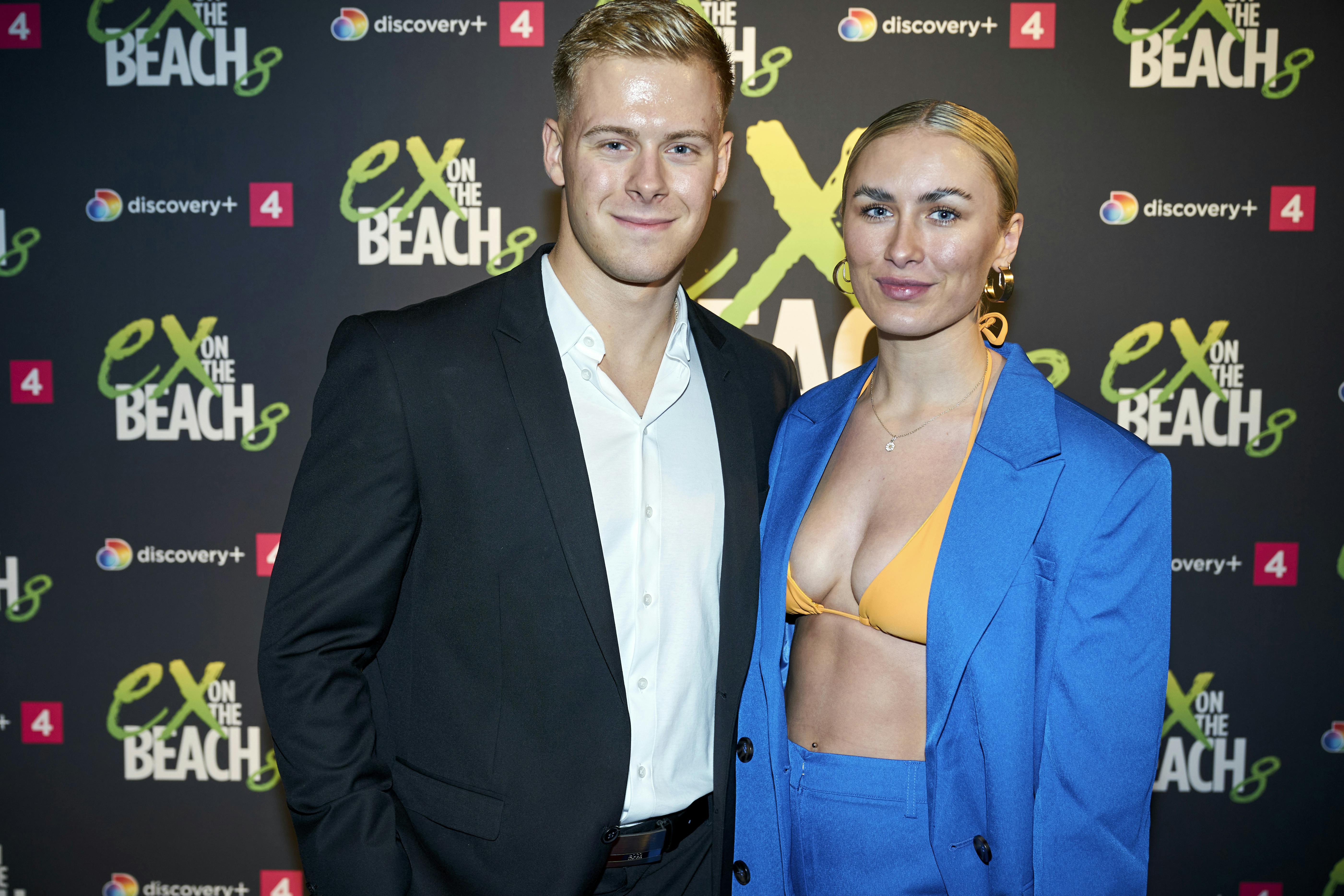 Julius Strøbæk danner i dag par med Bianca Svendsen, som Discovery allerede har afsløret også kommer ind i "Ex on the beach"-villaen.