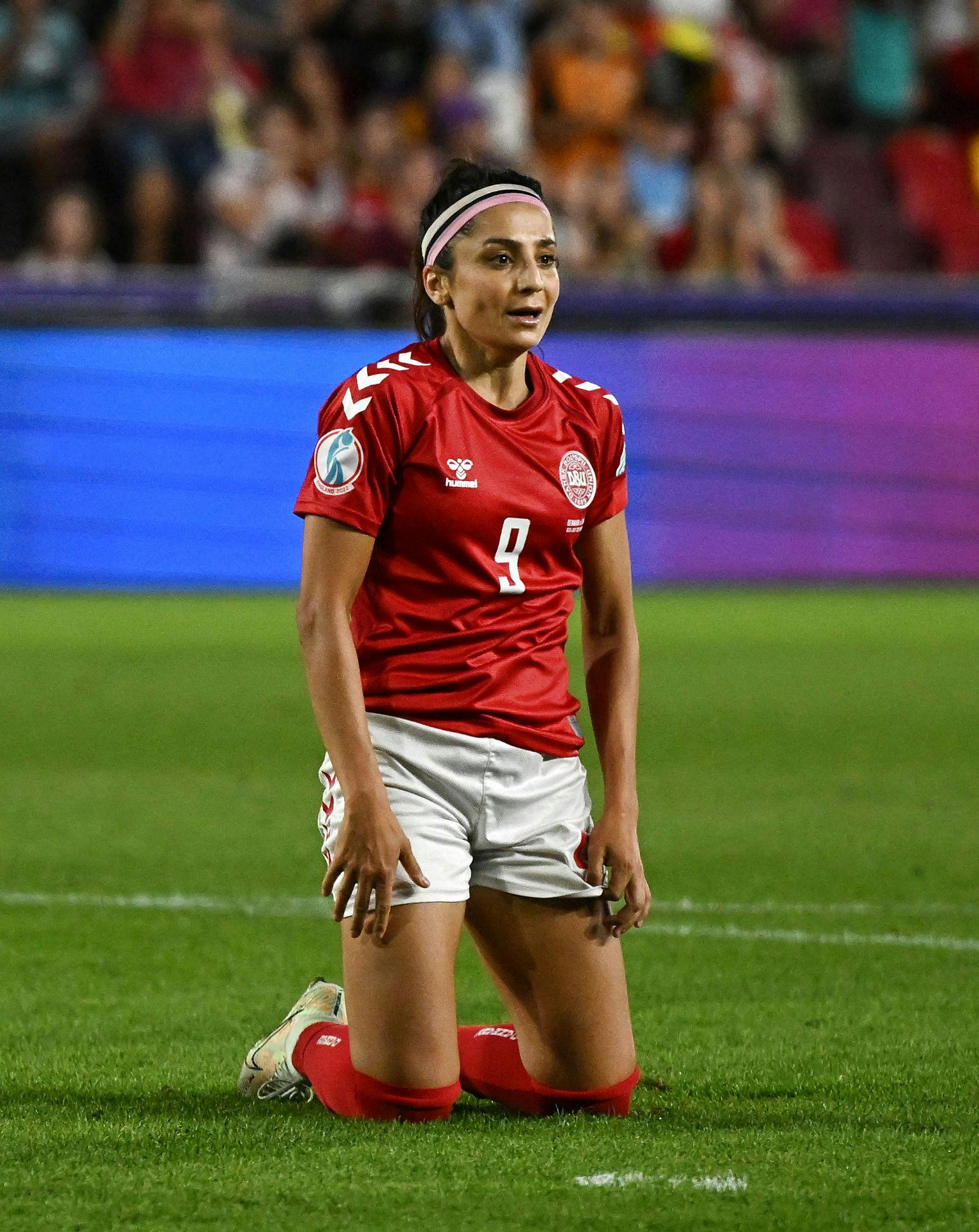 For Nadia Nadim handlede det udelukkende om kærligheden til fodbold, da hun takkede ja til at være ambassadør. Før hun kom til Danmark, anede hun ikke, at kvinder også kunne dyrke hendes elskede sport. Den vil hun via sit ambassadørskab udbrede til k