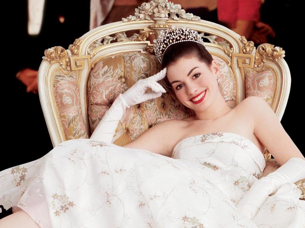 Anna Hathaway som tronarvinegen Mia i "The Princess Diaries" - på dansk: "Prinsesse eller ej".&nbsp;
