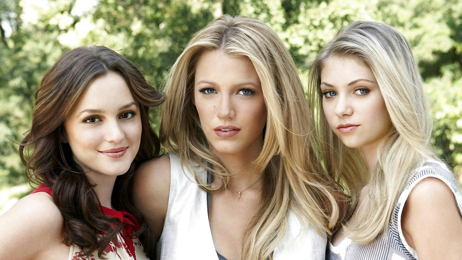Fra venstre: Leighton Meester, Blake Lively og Taylor Momsen fra den hyperpopulære ungdomsserie "Gossip Girl", der havde premiere i 2007 og kørte frem til 2012.&nbsp;
