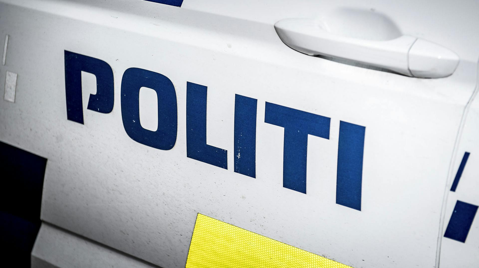 Politiet har anholdt en 16-årig dreng, der er mistænkt for at have stukket en jævnaldrende med en kniv fredag aften. (Arkivfoto). - 