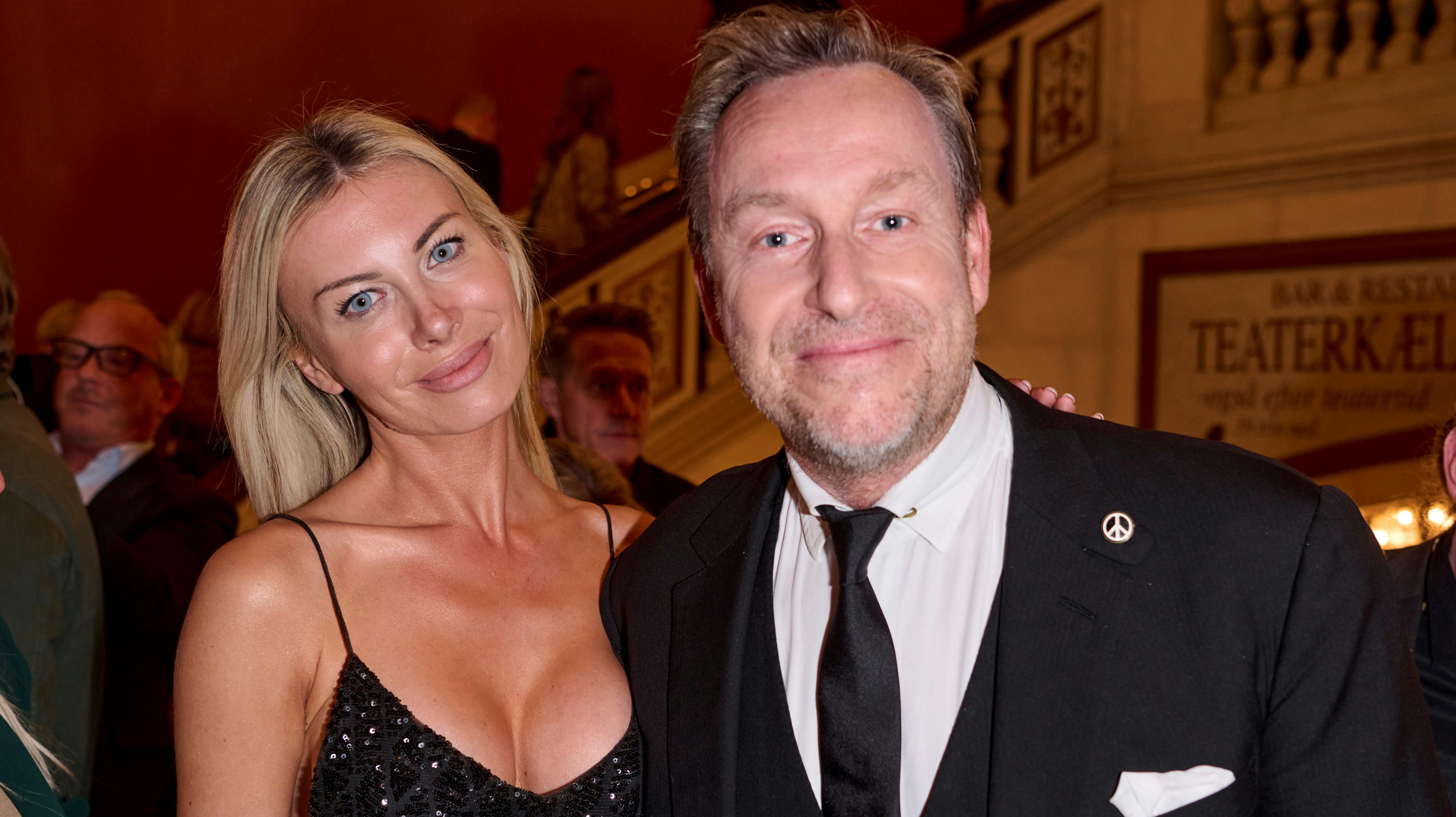 Katherine Diez fortæller, at hun og Adam Price frygtede omverdenens reaktion på deres kærlighed. 