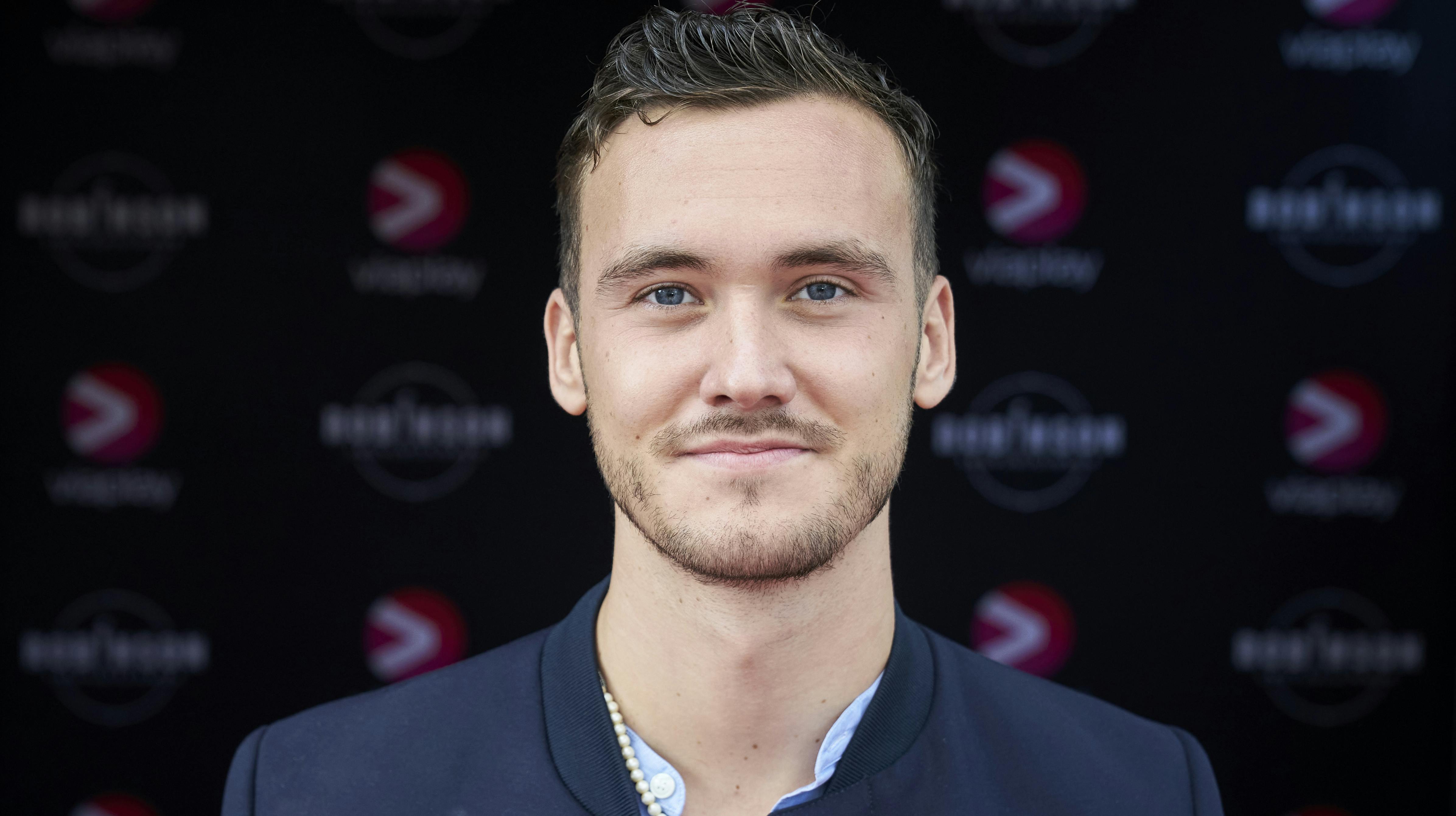 Lukas måtte forlade ekspeditionen blot seks dage før den store "Robinson"-finale.