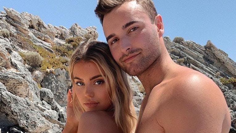 Gracie Piscopo har over en million følgere på Instagram. Her ses hun med den nu drabssigtede Andre Zachary Rebelo.