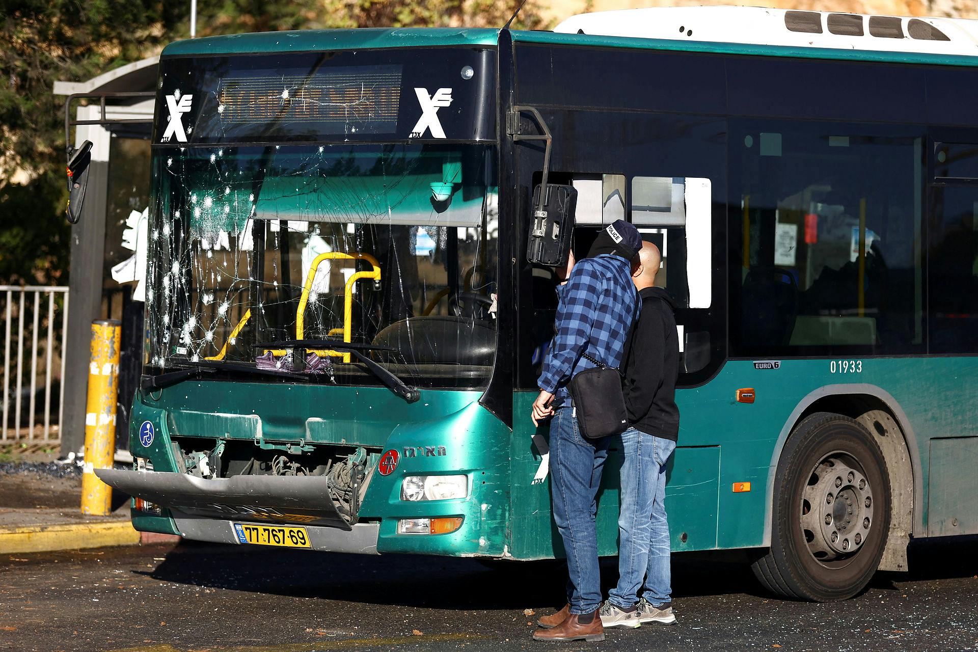 Israel har tidligere været plaget af meget voldsomme angreb på netop busser og andre offentlige steder, hvor mange samler sig.