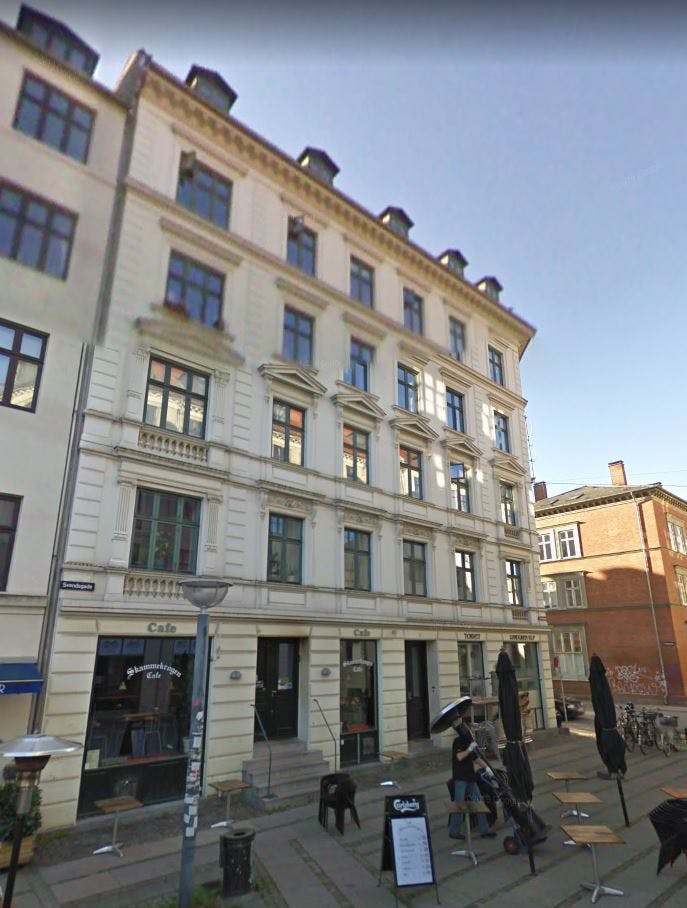 Pernille Rosendahl og Kristian Jensen bor nu i et af Københavns livligste kvarterer.