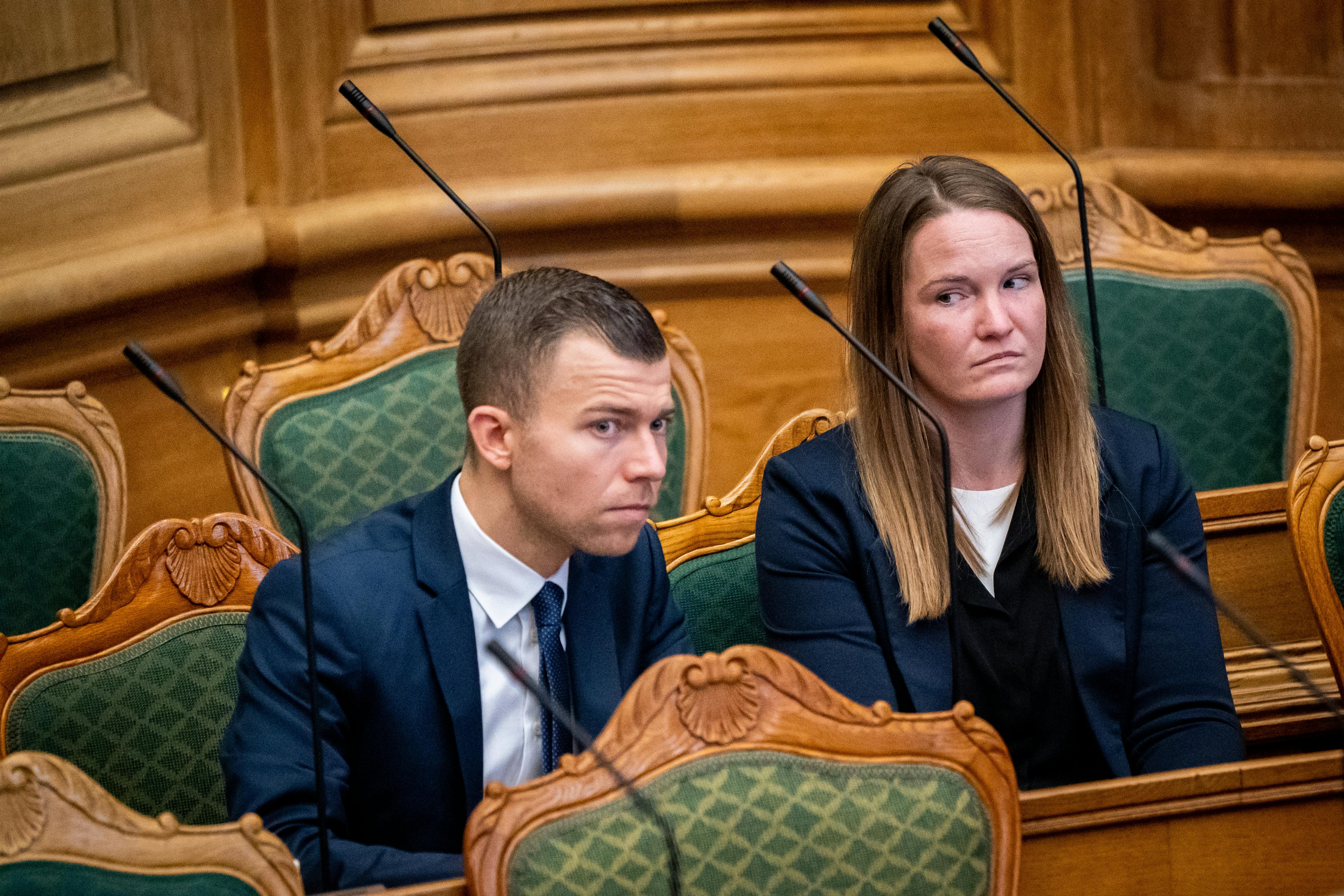 Det er helt på månen, når TV 2 blacklister en hel julekalender på grund af få sekvenser, i afsnittene. Det mener DF's kulturordfører Nick Zimmermann 