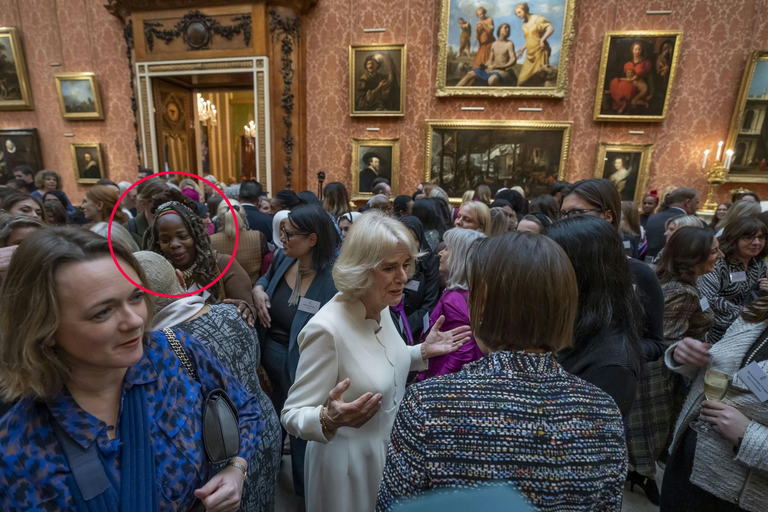 Ngozi Fulani, der er fremhævet på fotoet her, er leder af Sistah Space, hvor kvinder af afrikansk og caribisk afstamning kan søge hjælp fra vold i hjemmet. 