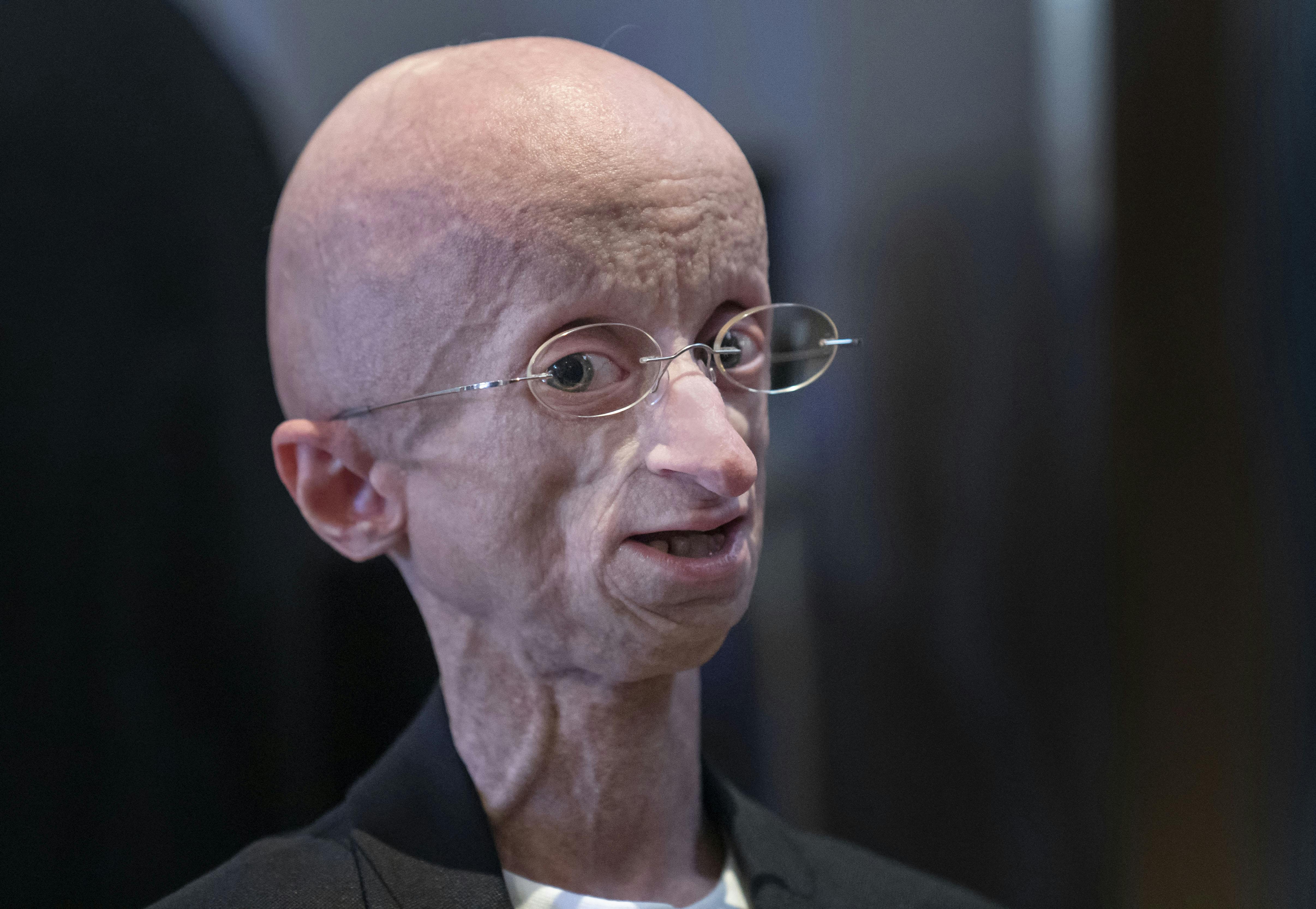Senere på måneden vender Jesper Sørensen tilbage på skærmen. 