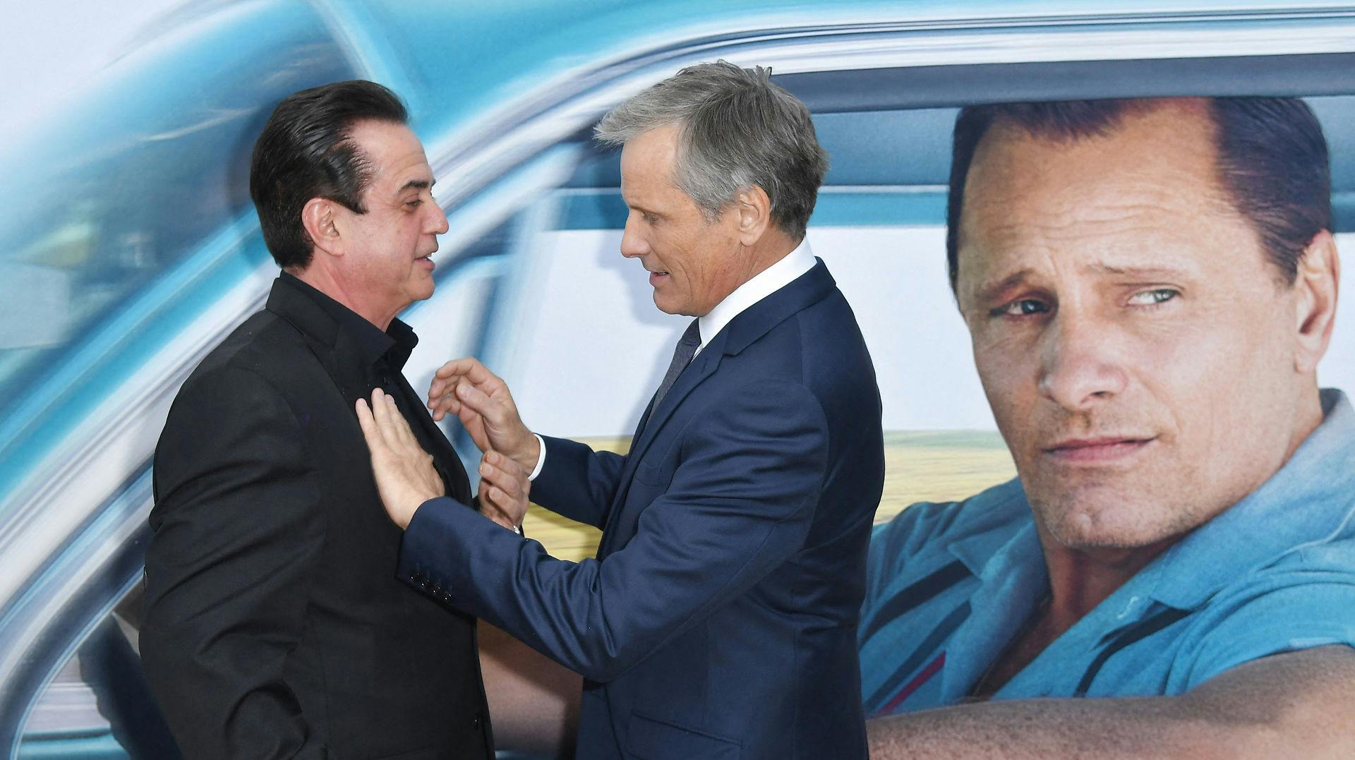 Her ses Frank Vallelonga Jr. sammen med Viggo Mortensen til premieren på filmen "Green Book" i 2018.