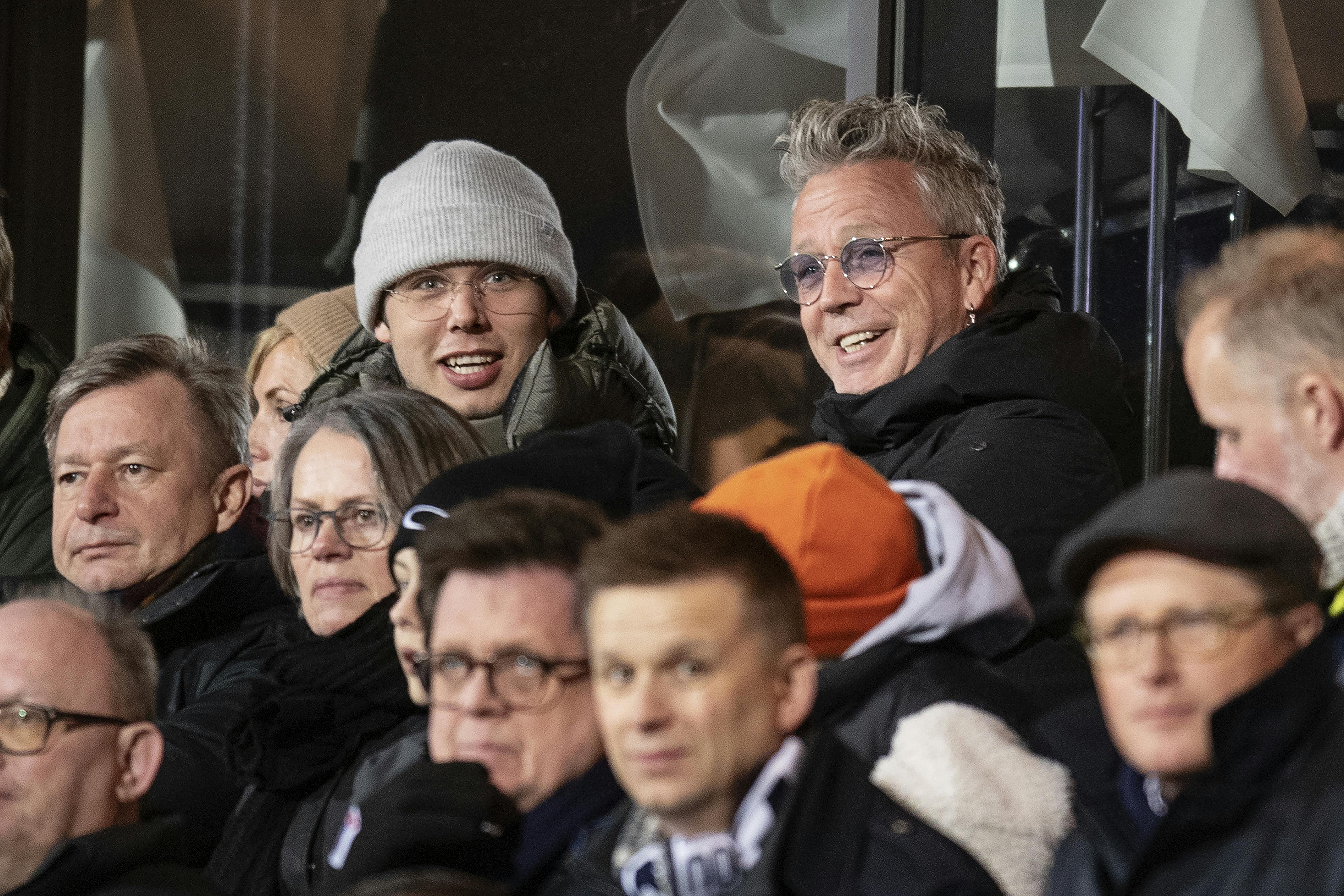 Thomas og Hugo Helmig til superligakamp mellem AGF og Hobro IK på Ceres Park i Aarhus i februar 2020.