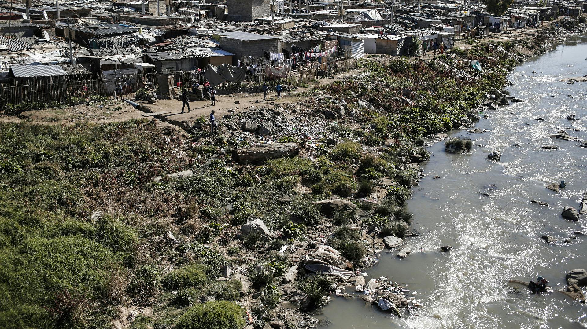 En dåbsceremoni i Jukskei River i Sydafrika endte på tragisk vis med flere dødsfald.