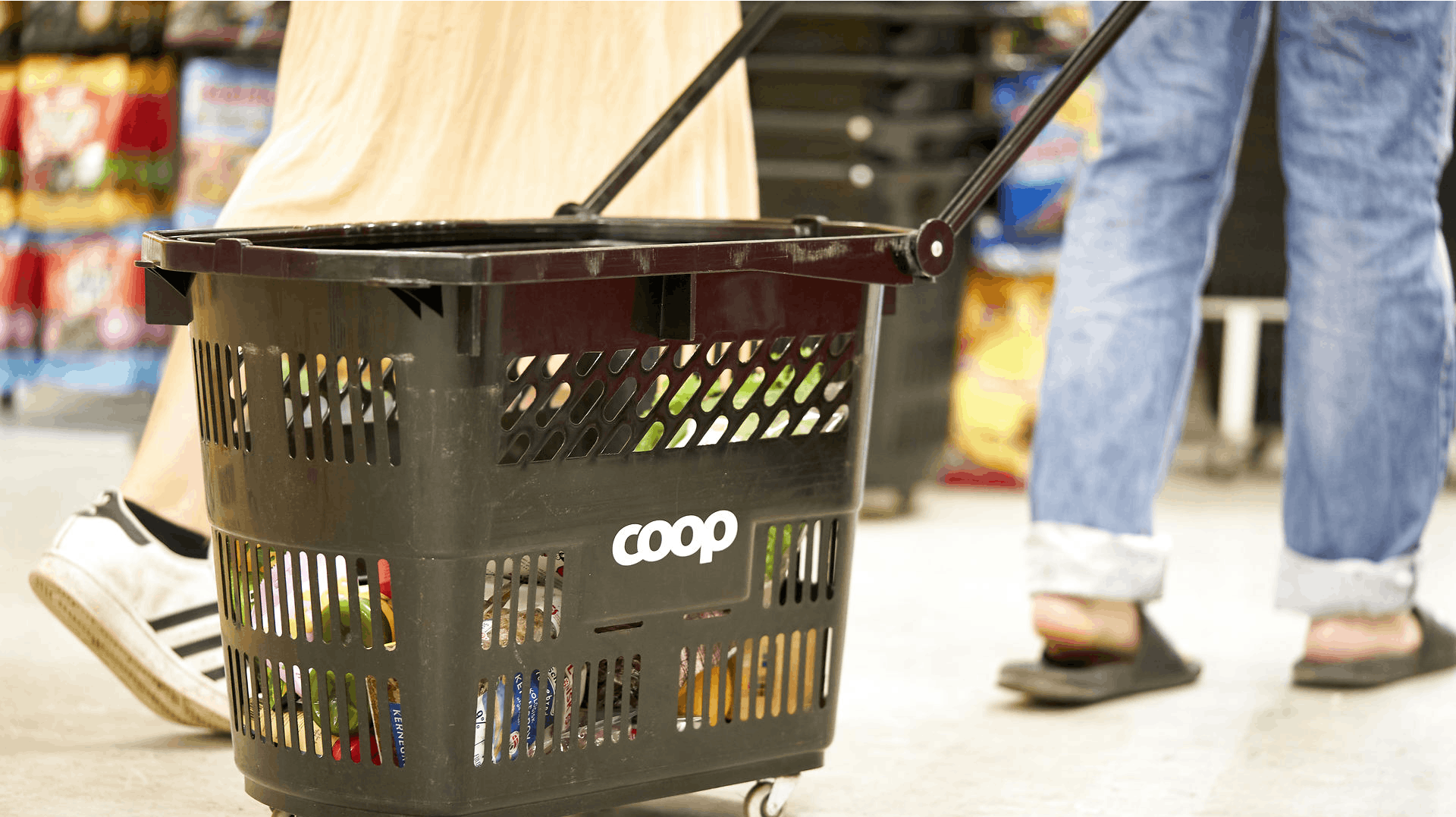 Kunder raser på butiksansatte