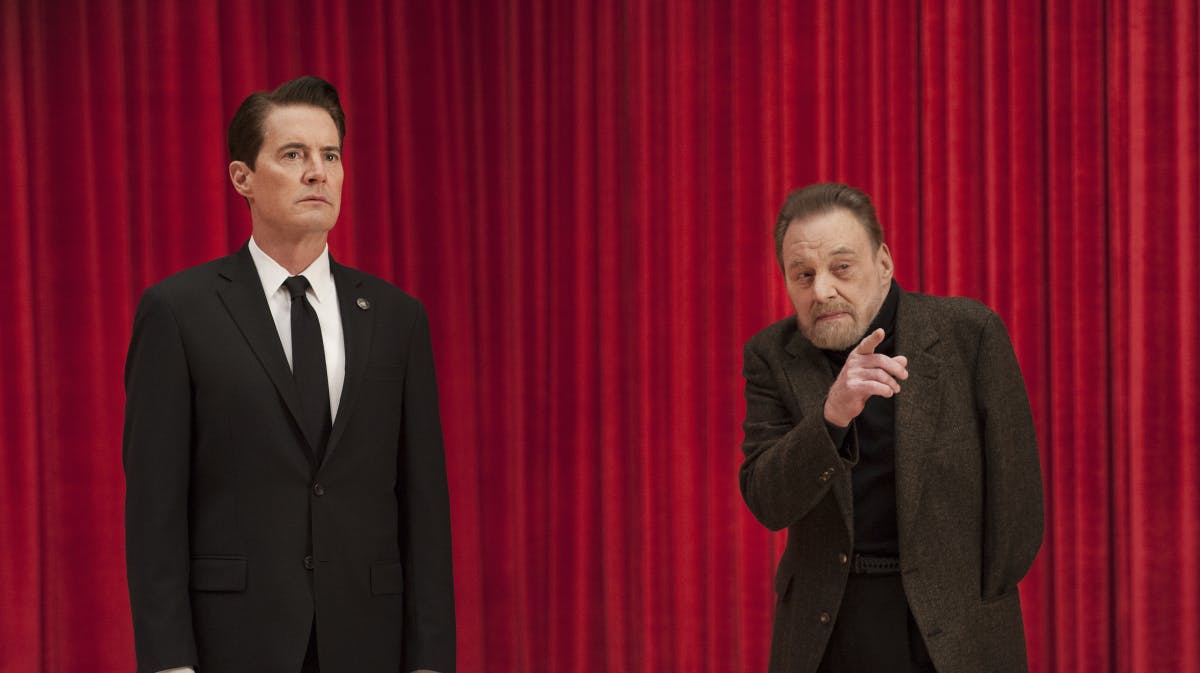 Kyle MacLachlan (v) spillede FBI-agenten Dale Cooper i "Twin Peaks", og Al Strobel (h) spilede Philip Gerard, den enarmede mand.