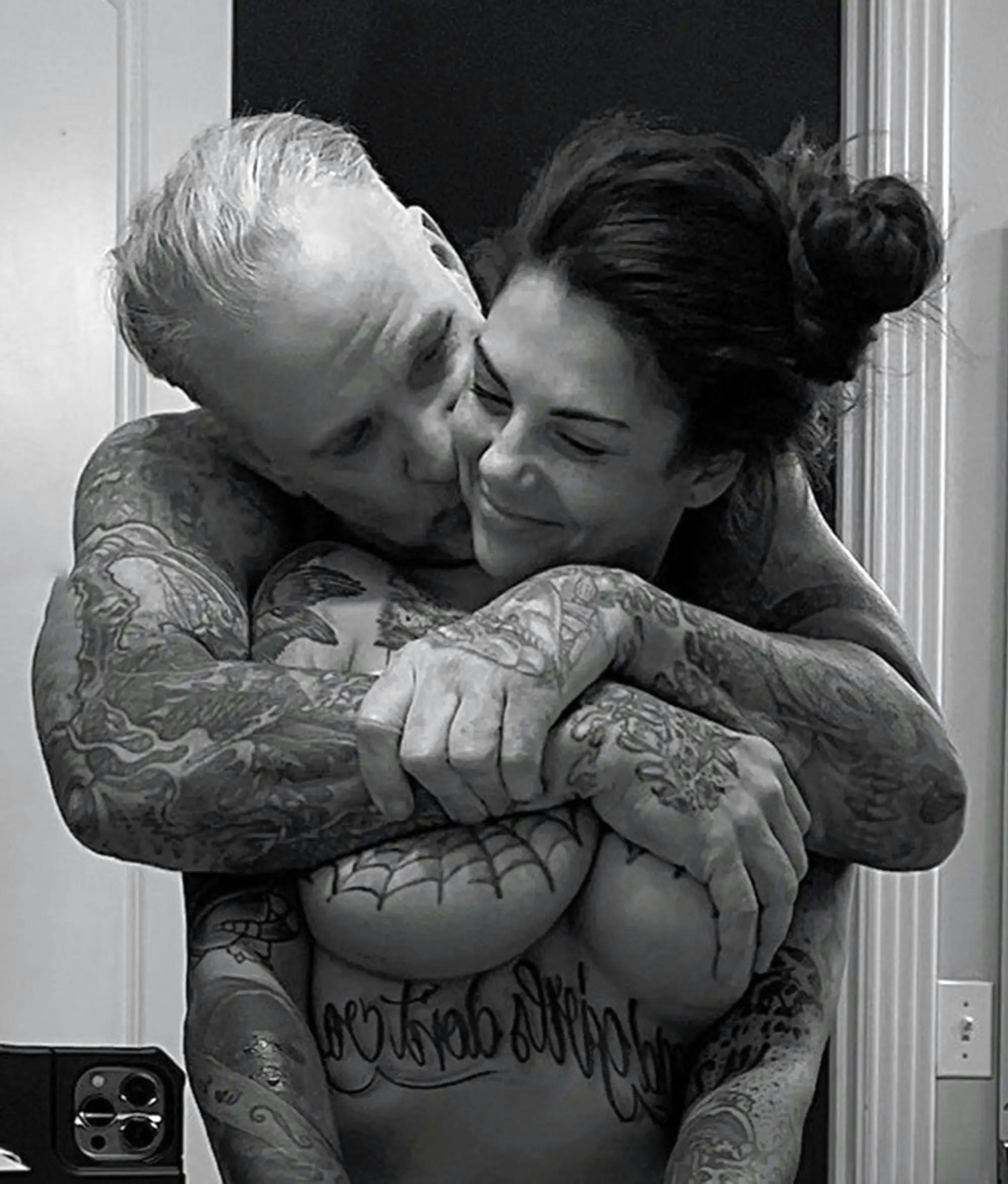 Jesse James med sin kone, Bonnie Rotten.