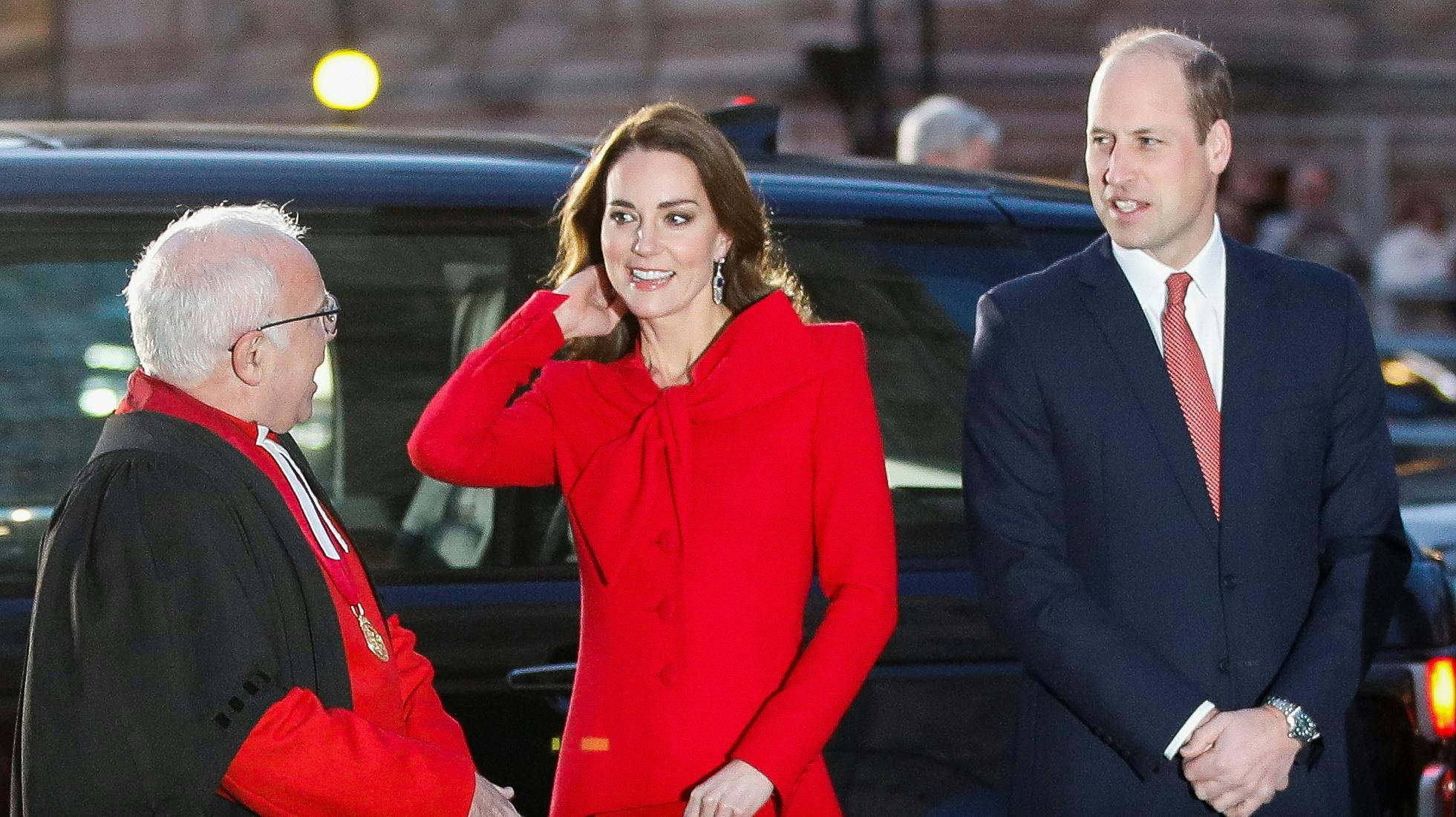 Her er prinsesse Kate og prins Charles til julegudstjeneste i Westminster Abbey tilbage i 2021.&nbsp;
