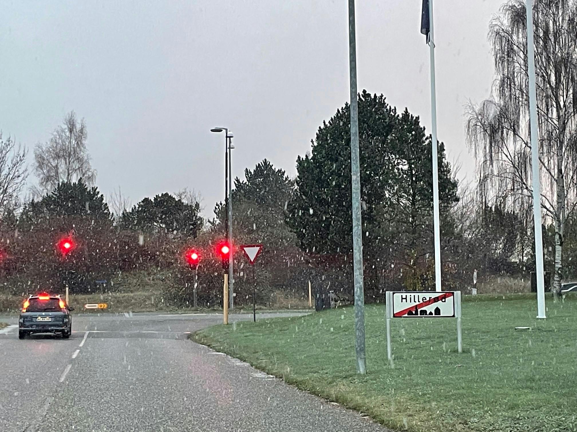 I Hillerød når sneen knap af røre jorden, før det er smeltet. 