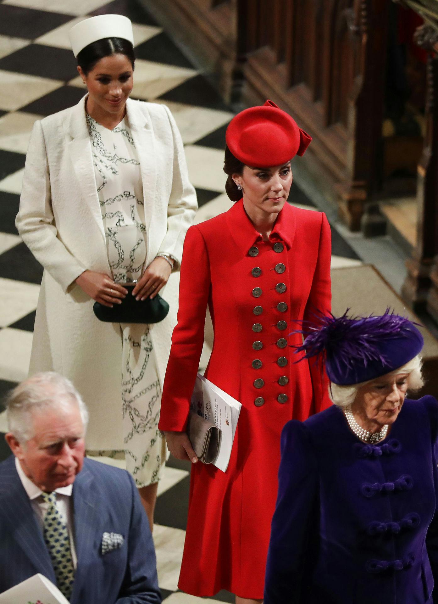 Det gik åbenbart ikke super godt, da Meghan Markle og Kate Middleton hilste på hinanden for første gang.