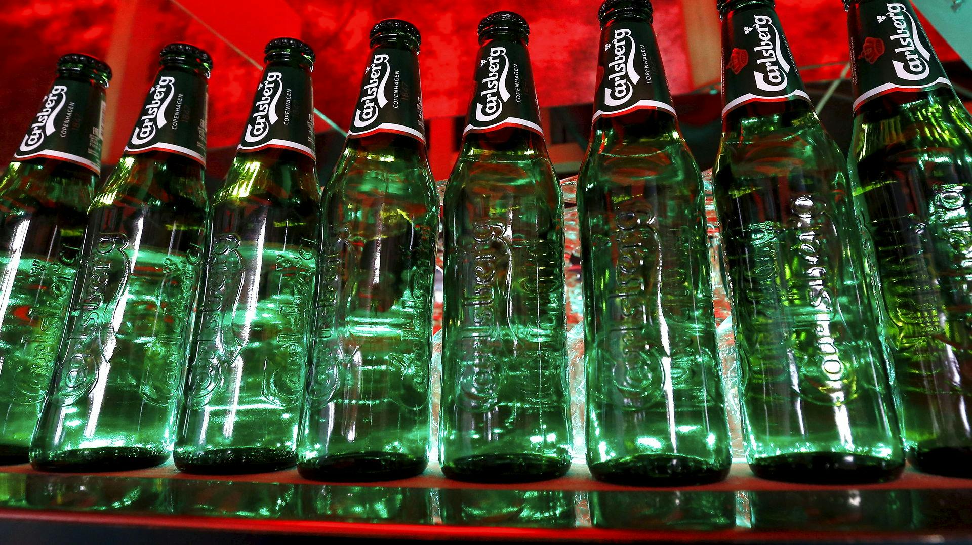 Carlsbergs øl er stadig at finde på hylderne i Rusland. 