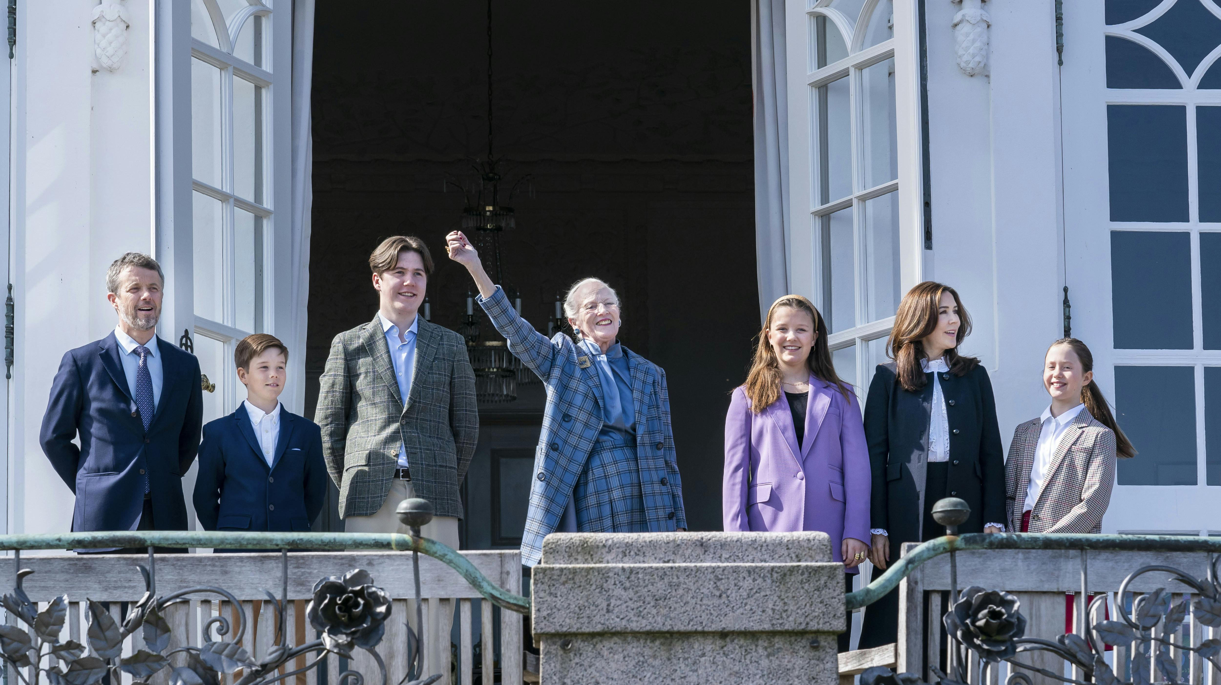 Offentligheden får nu et sjældent indblik i, hvordan de kongeliges vasketøj håndteres. nbsp;