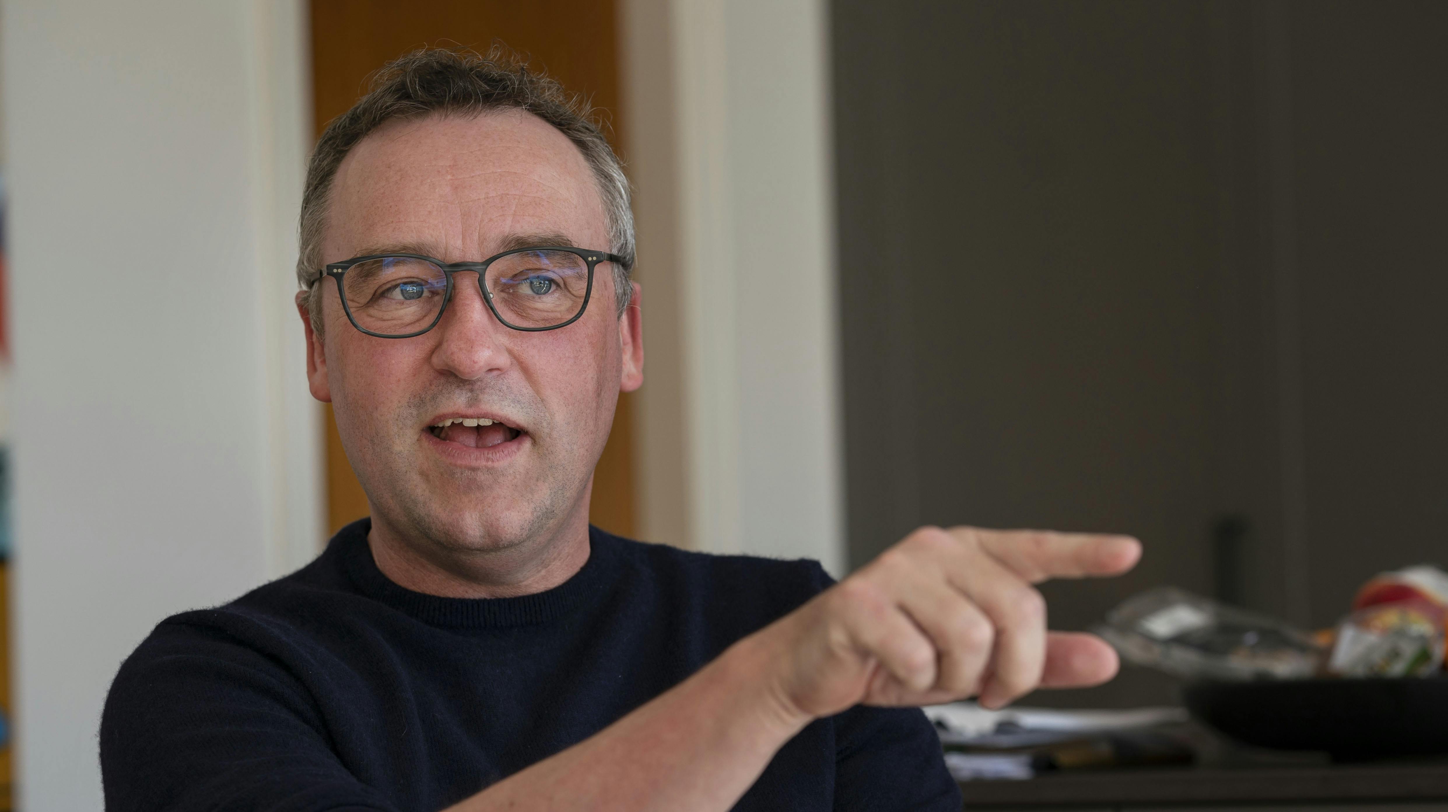 Peter Ingemann er ikke just tilfreds med den potentielle udelukkende fra Facebook i kølvandet på reklamen for sit nye tv-program. nbsp;