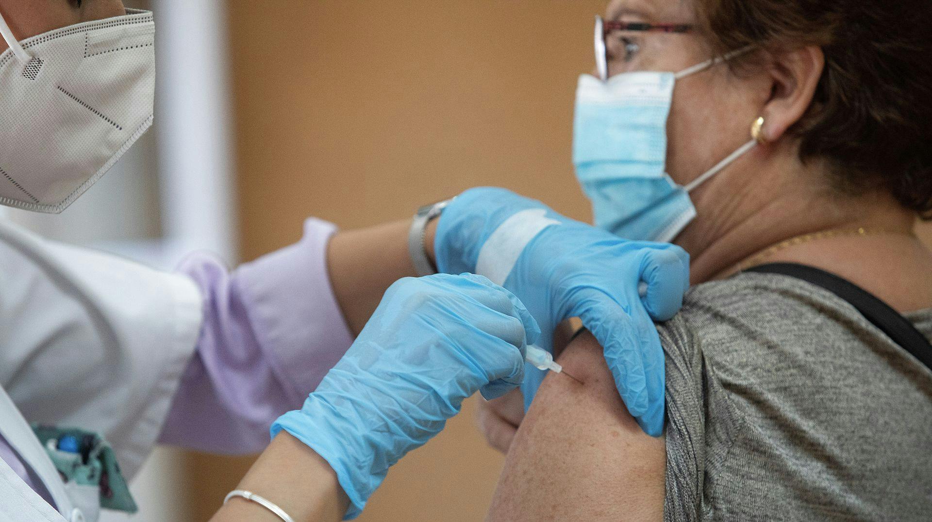 Opbakningen til at blive vaccineret mod de potentielt livstruende sygdom er høj herhjemme.