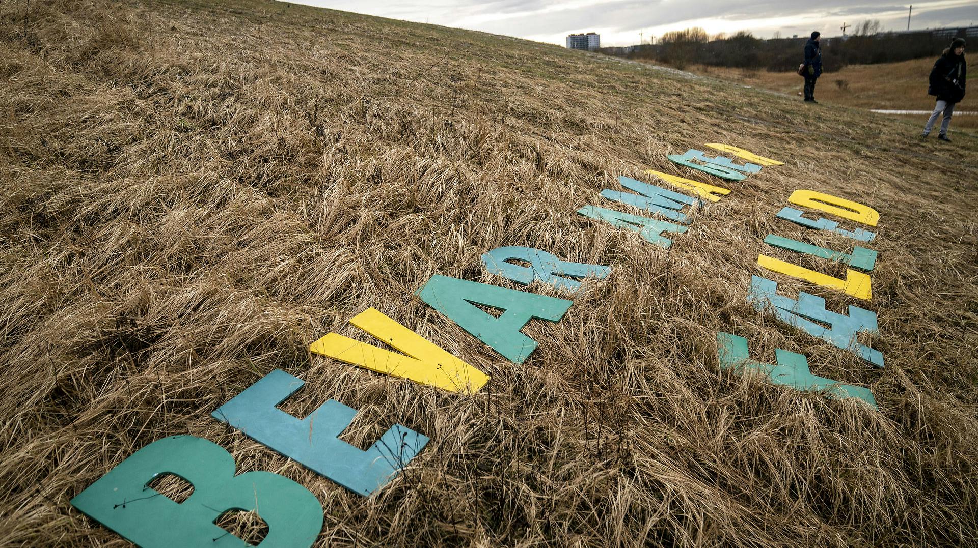 Indtil retssagen er afgjort, skal byggeriet på Amager Fælled stoppes.