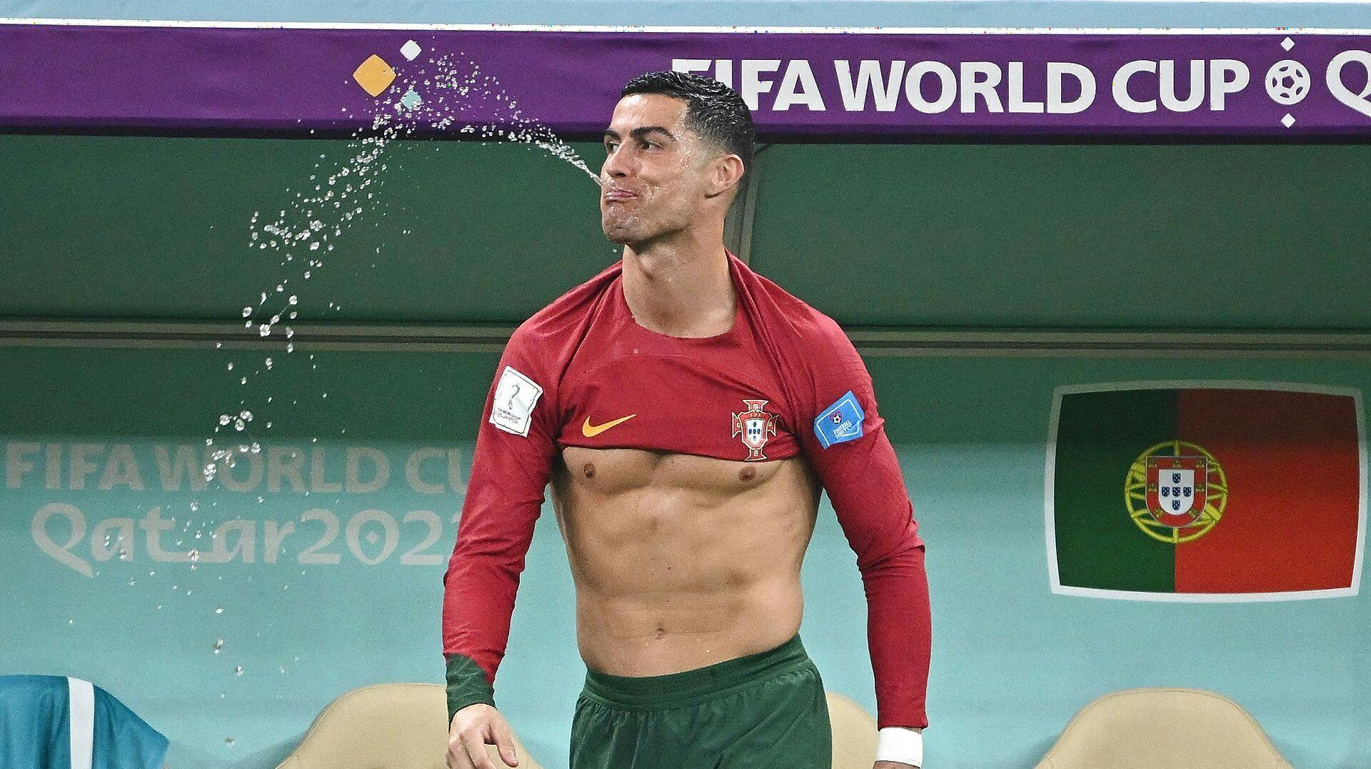 Cristiano Ronaldo vil fortsætte på landsholdet.